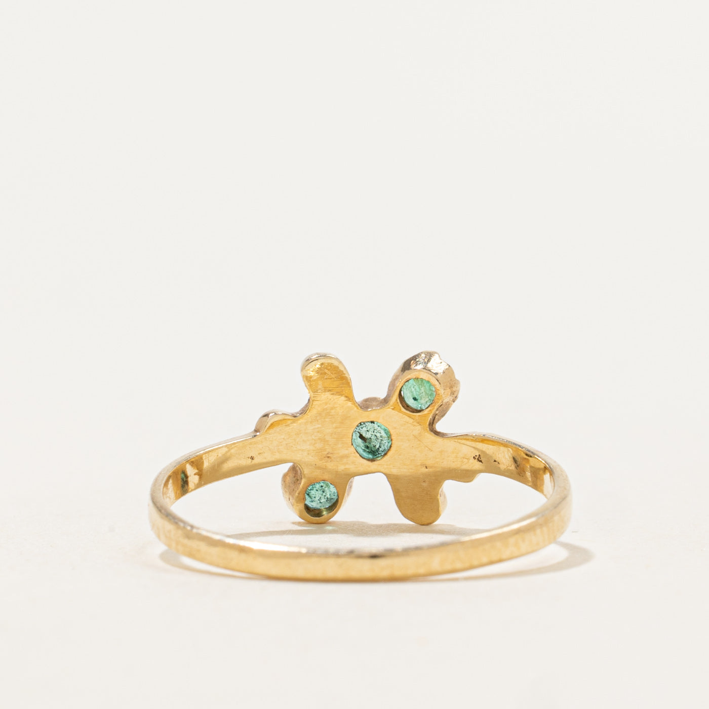 14k Three-Stone Emerald Scroll Shoulders Bypass Ring | 0.14 ctw | SZ 6.5