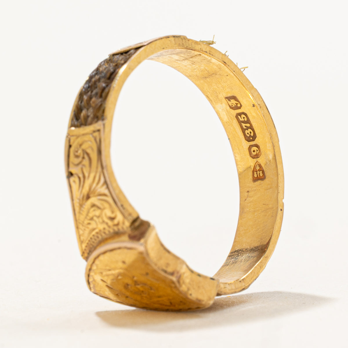 1906 Chester Sentimental Hairwork Crest Ring | SZ 8.25