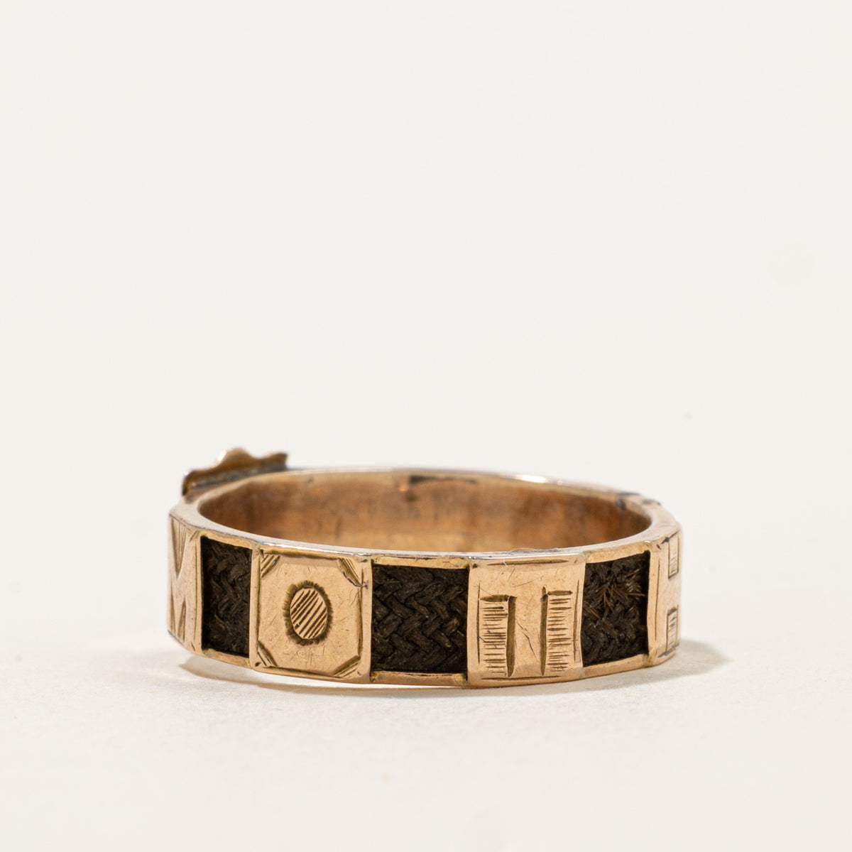 1916 Chester Sentimental Hairwork ‘MOTHER’ Crest Ring | SZ 9