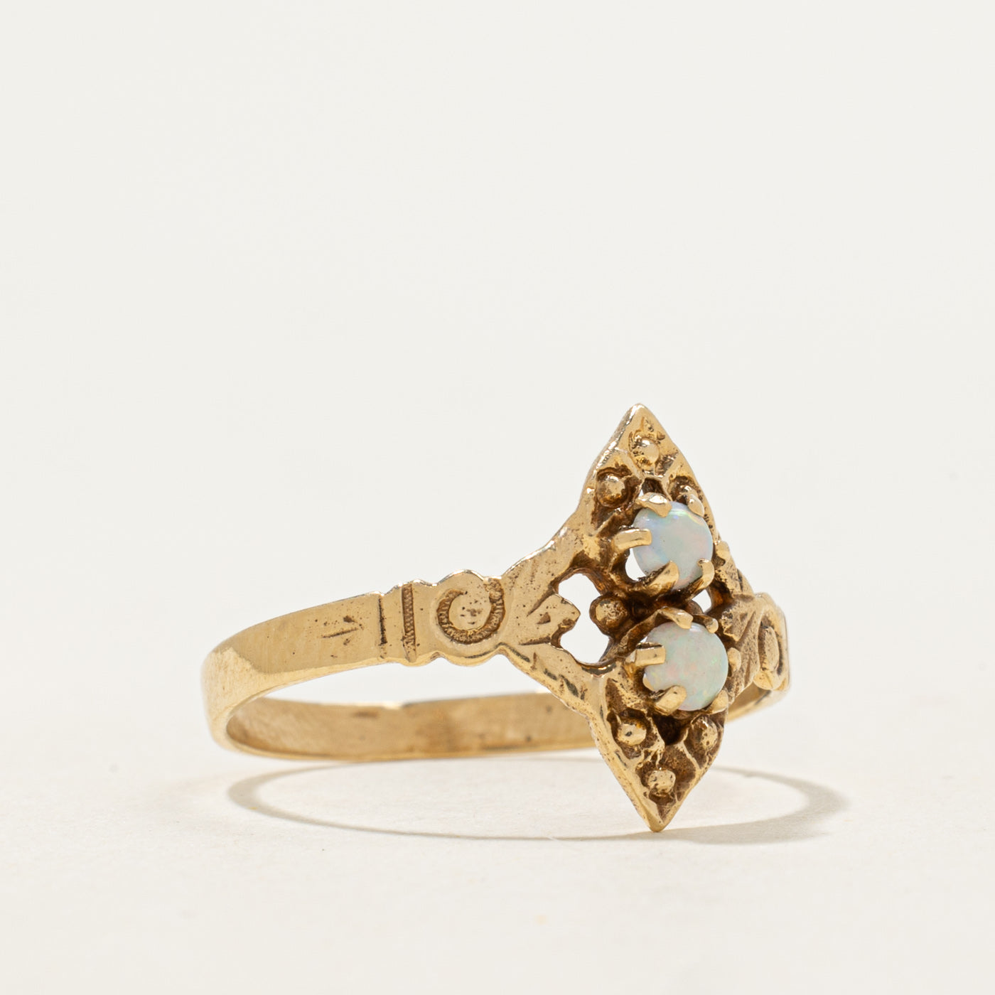 14k Cabochon Opal Navette Ring | 0.3 ctw | SZ 7.5 |