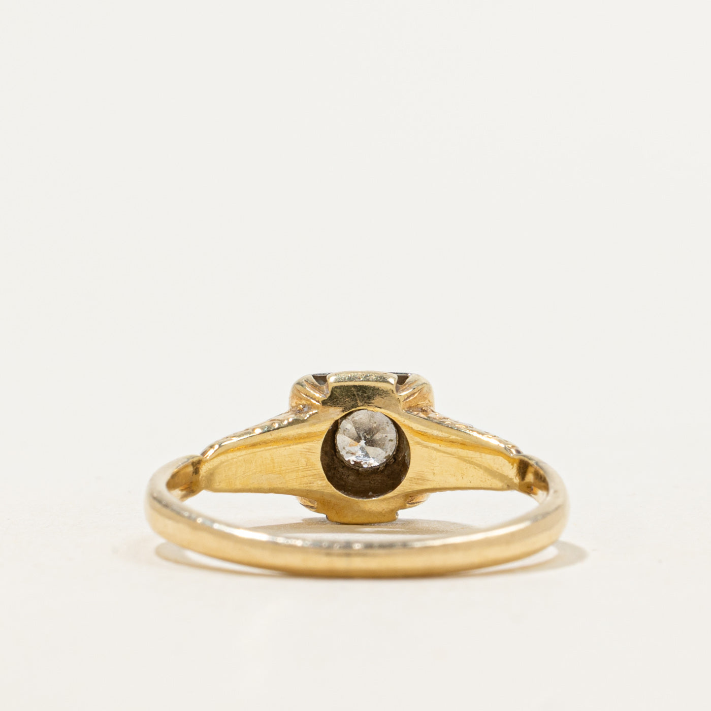 Art Deco Illusion Set Transitional Cut Diamond Engraved Ring | 0.2ct | SZ 6.25 |