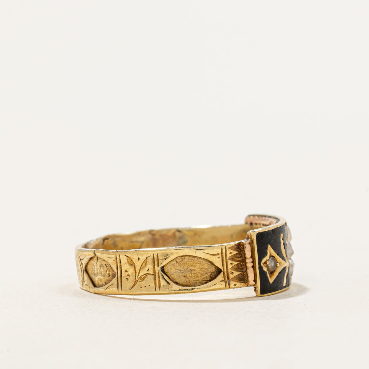 1893 Chester Black Enamel, Seed Pearl & Rose-Cut Diamond Mourning Ring | 0.01ct | SZ 8.75