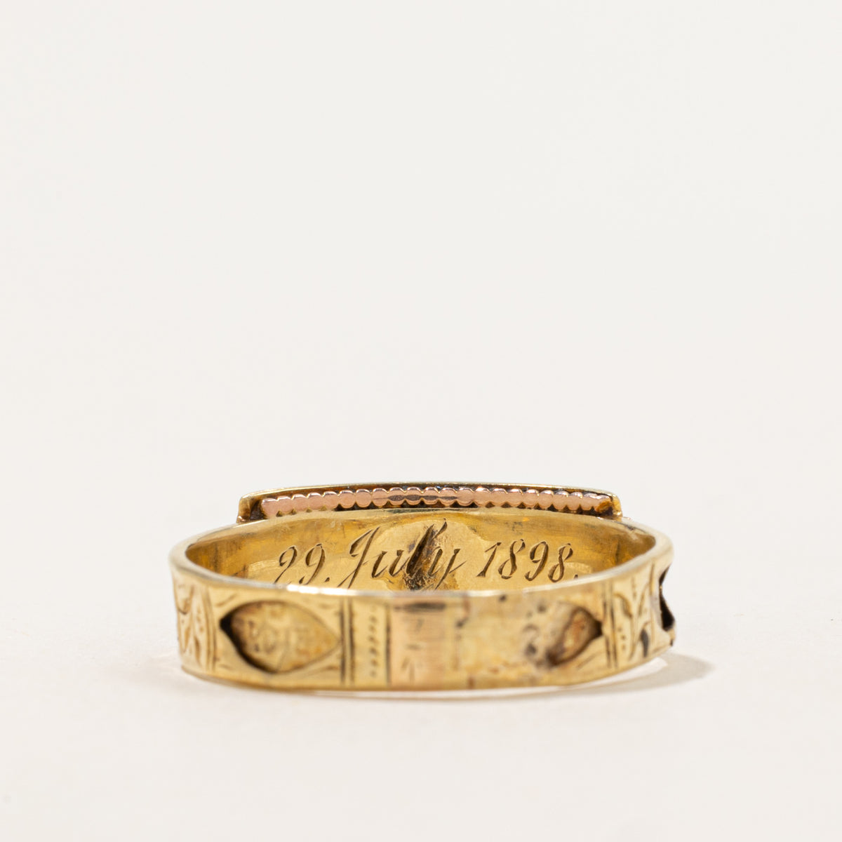 1893 Chester Black Enamel, Seed Pearl & Rose-Cut Diamond Mourning Ring | 0.01ct | SZ 8.75