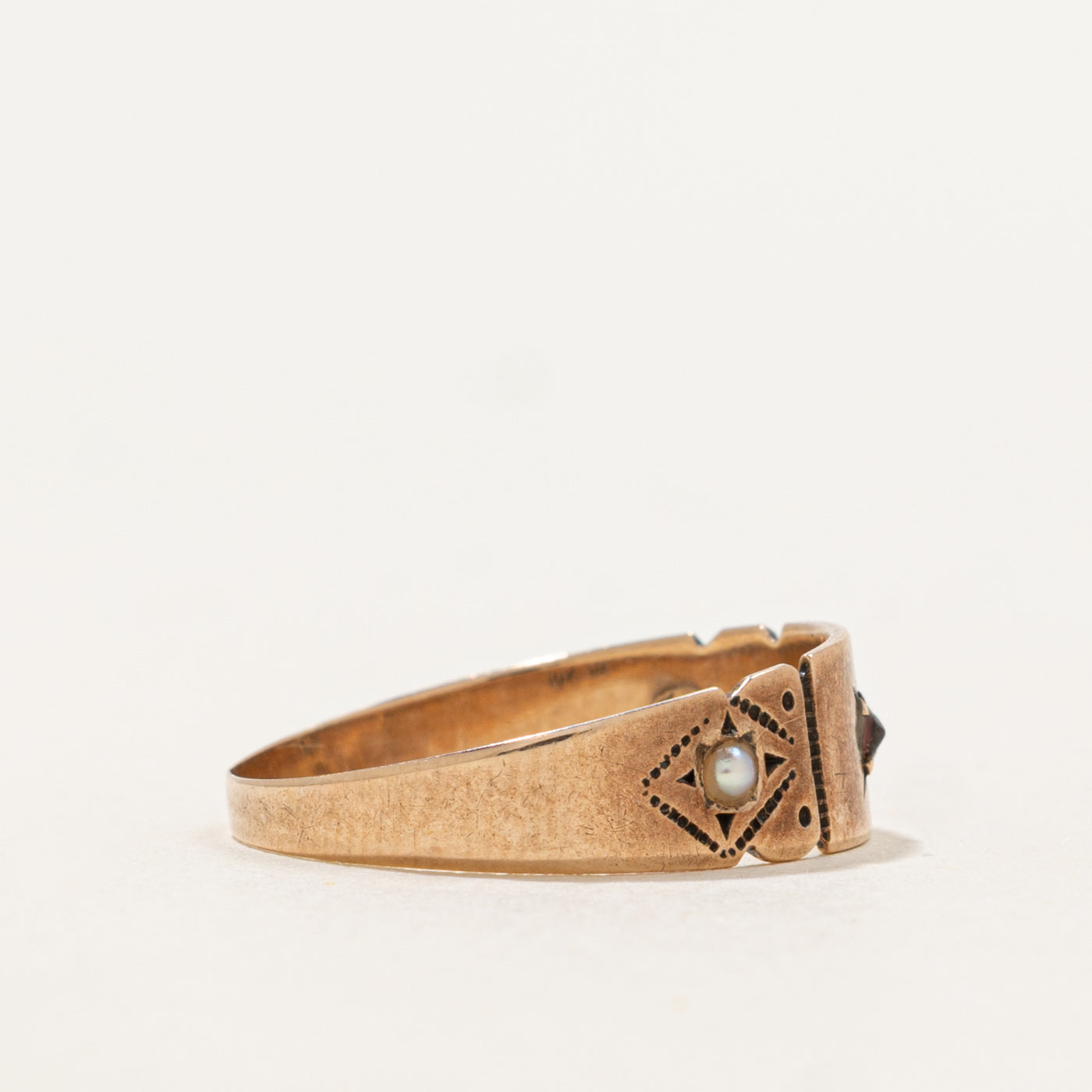 Antique Canadian Star Set Garnet & Seed Pearl Ring | 0.01 ct | SZ 6.25