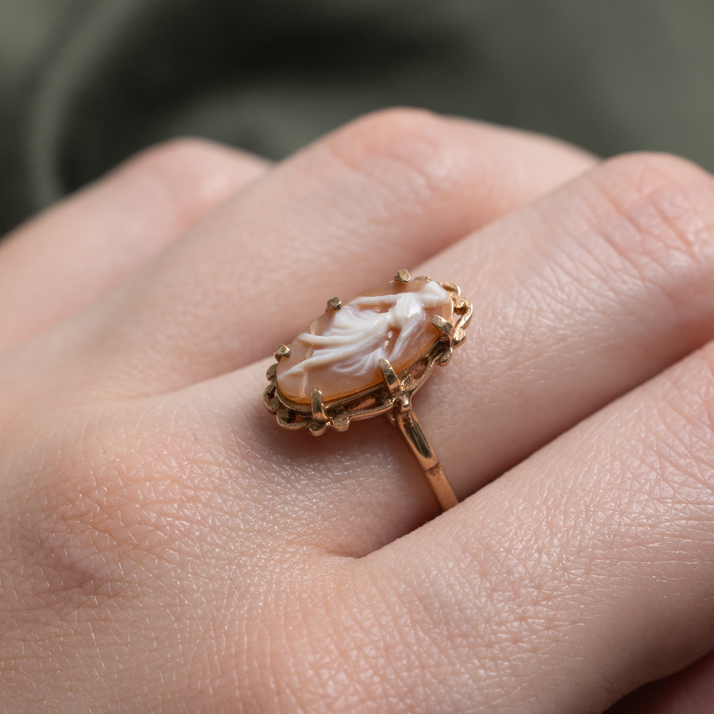 1970 Birmingham Shell Cameo Ring | 1.00ct | SZ 7