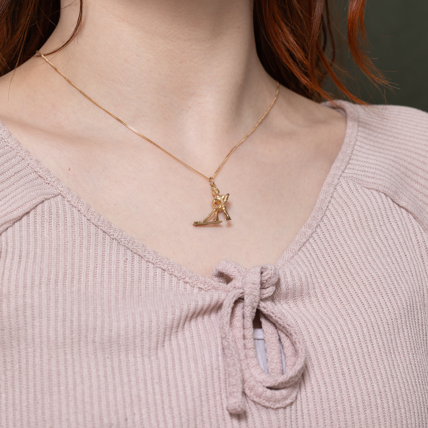 10k Textured Hockey Player Charm