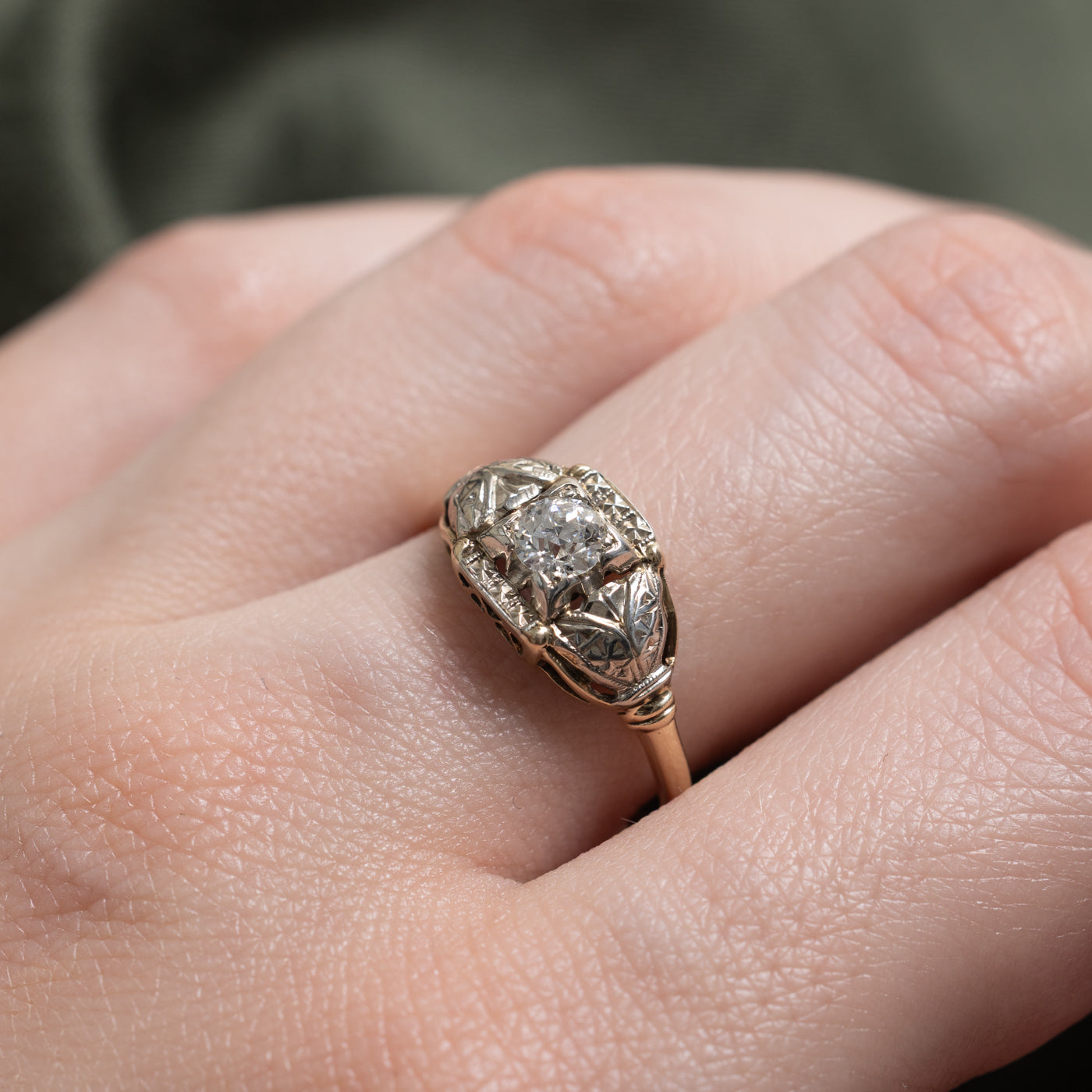 Art Deco Old European Cut Diamond Engraved Shoulder Ring | 0.35ct | SZ 7.5 |