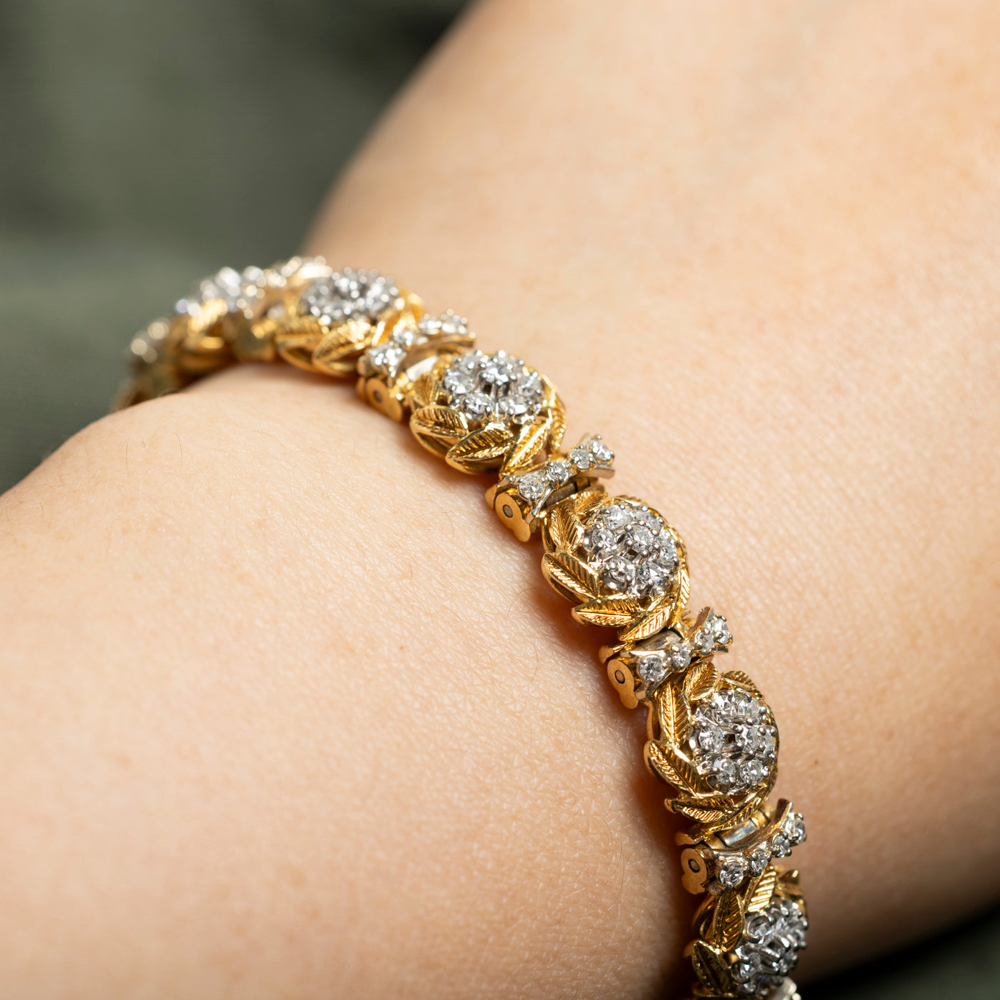 18k Diamond Floral Cluster Textured Bracelet | 2.91ctw