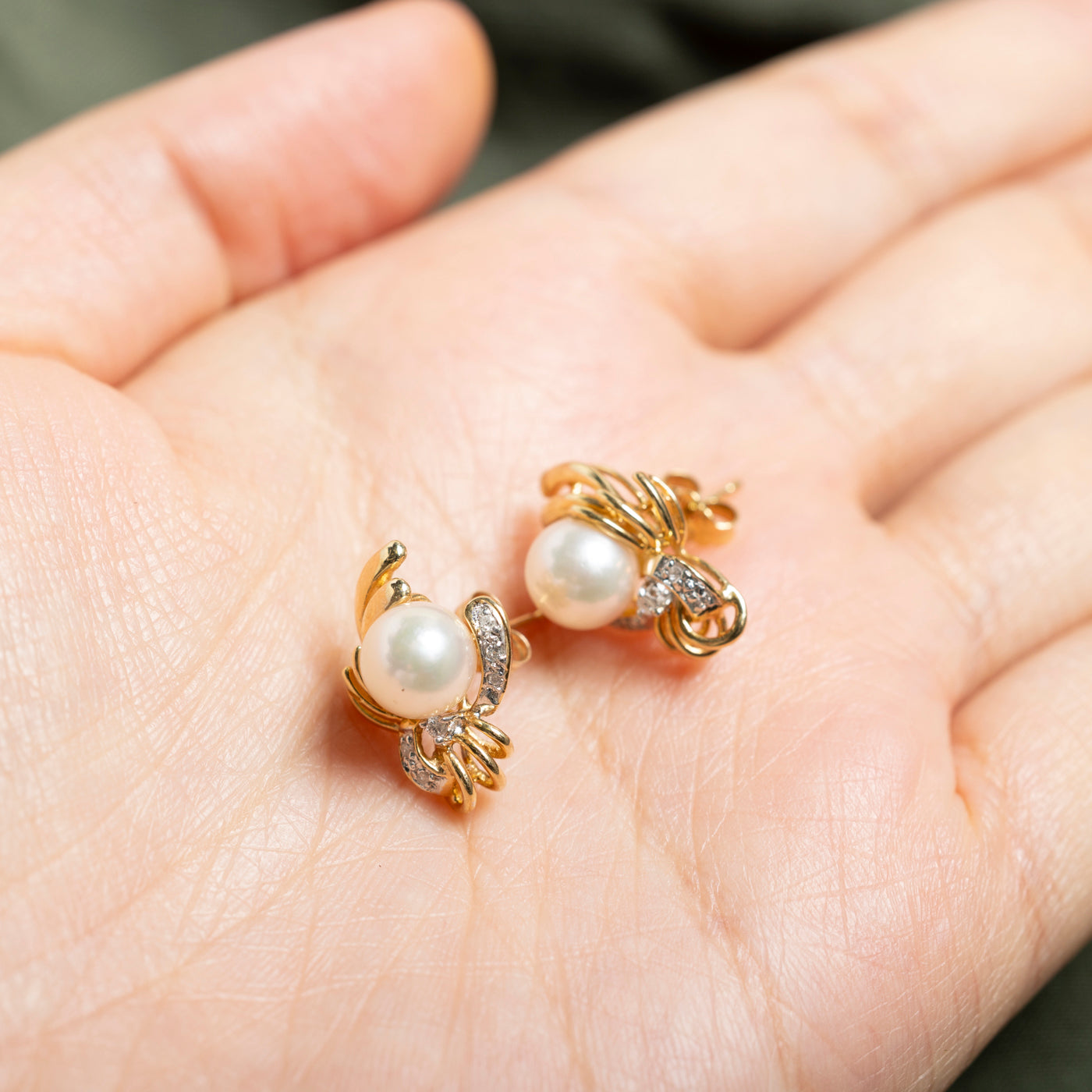 14k Pearl & Diamond Floral Earrings | 0.08ctw