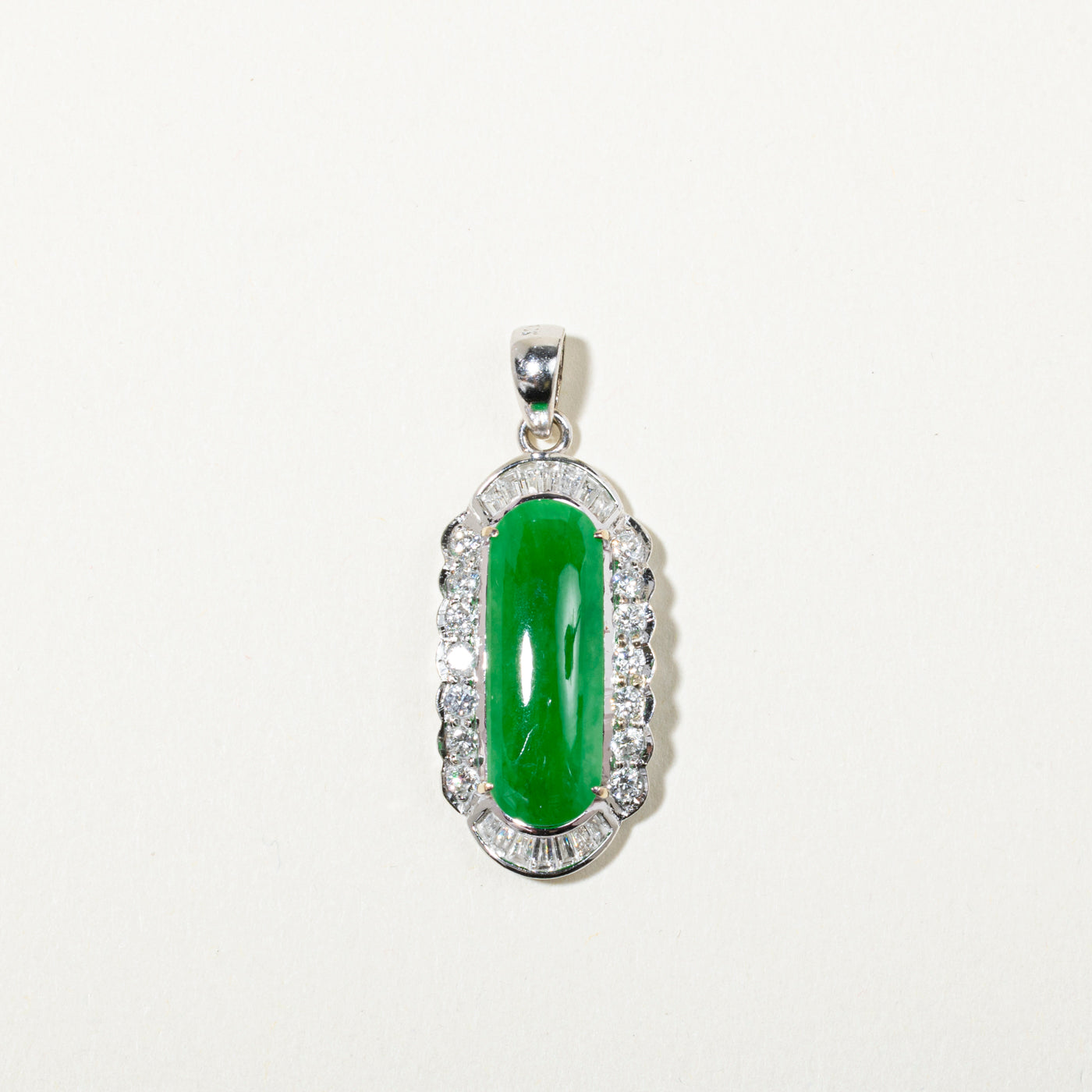 18k Jadeite & Diamond Scalloped Halo Pendant | 4ct, 0.91ctw