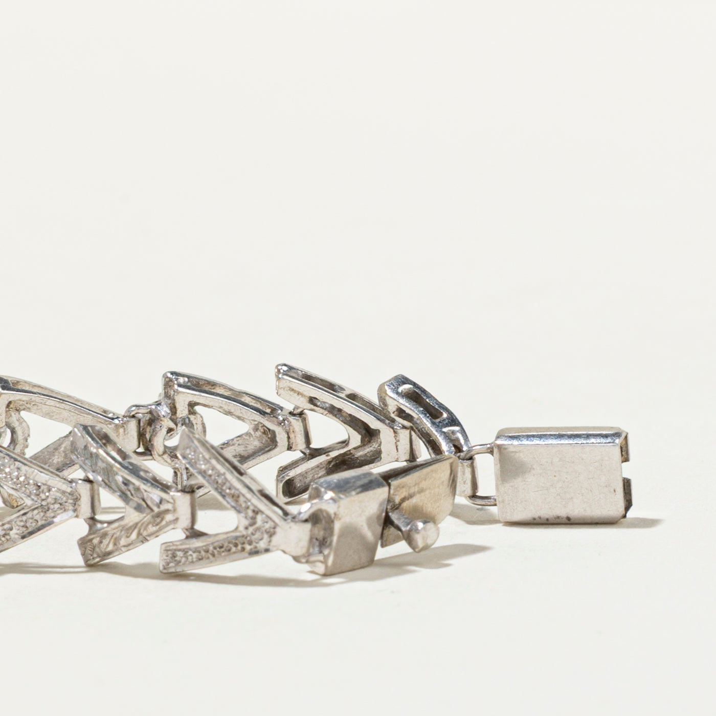 10k White Gold Diamond Geometric Bracelet | 0.88ctw