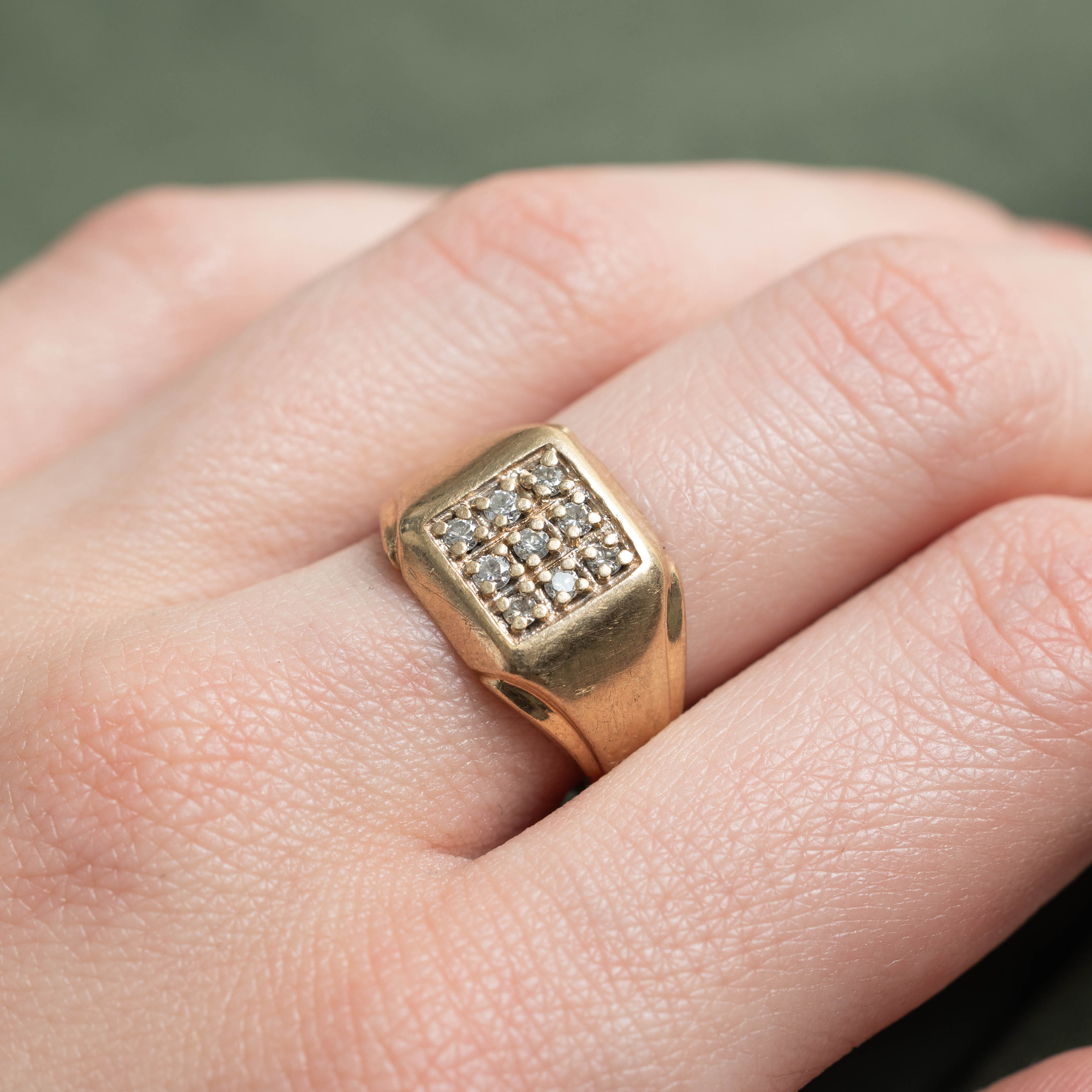 10k Diamond Grid Signet Ring | SZ 6.25