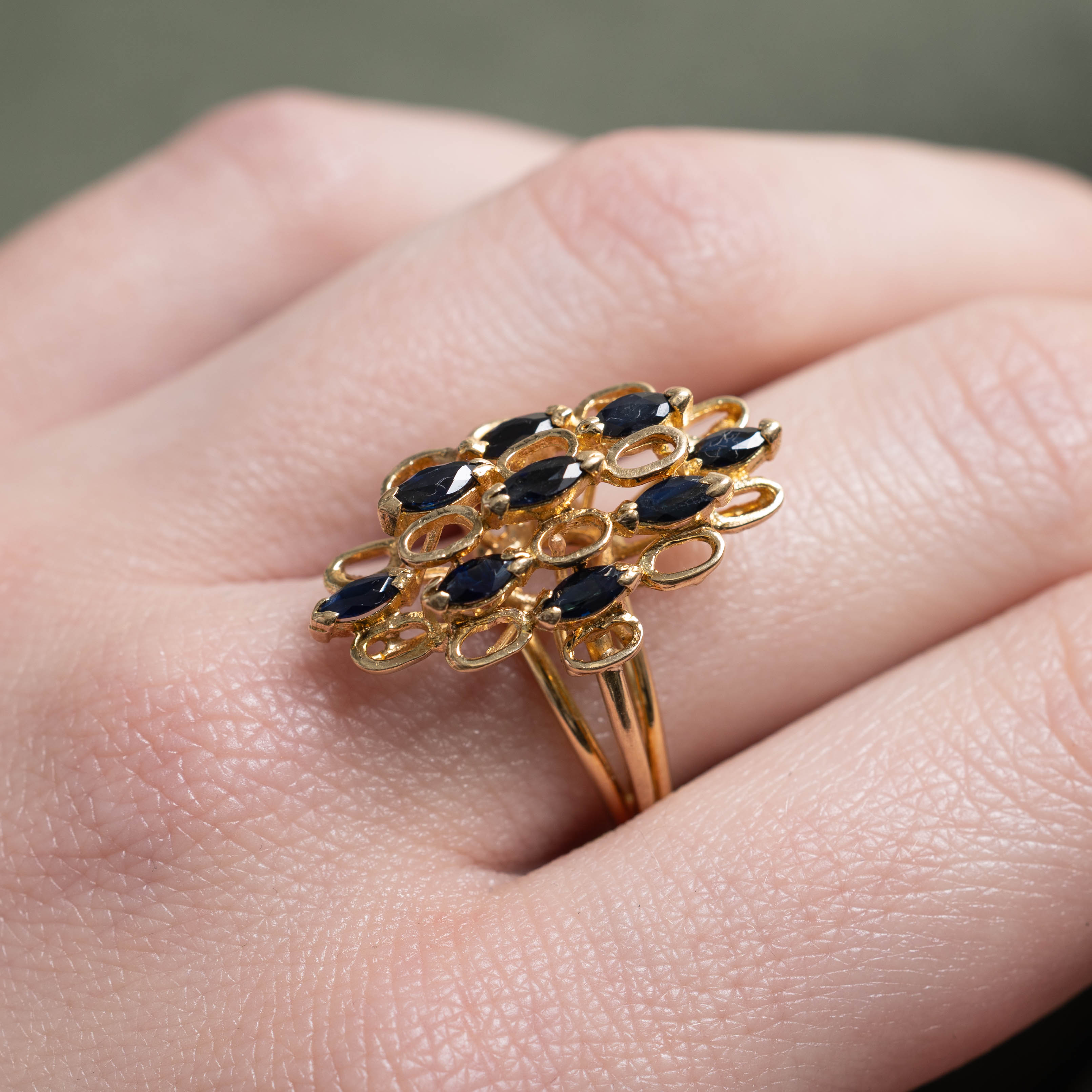 14k Sapphire Cluster Openwork Ring | SZ 6.5