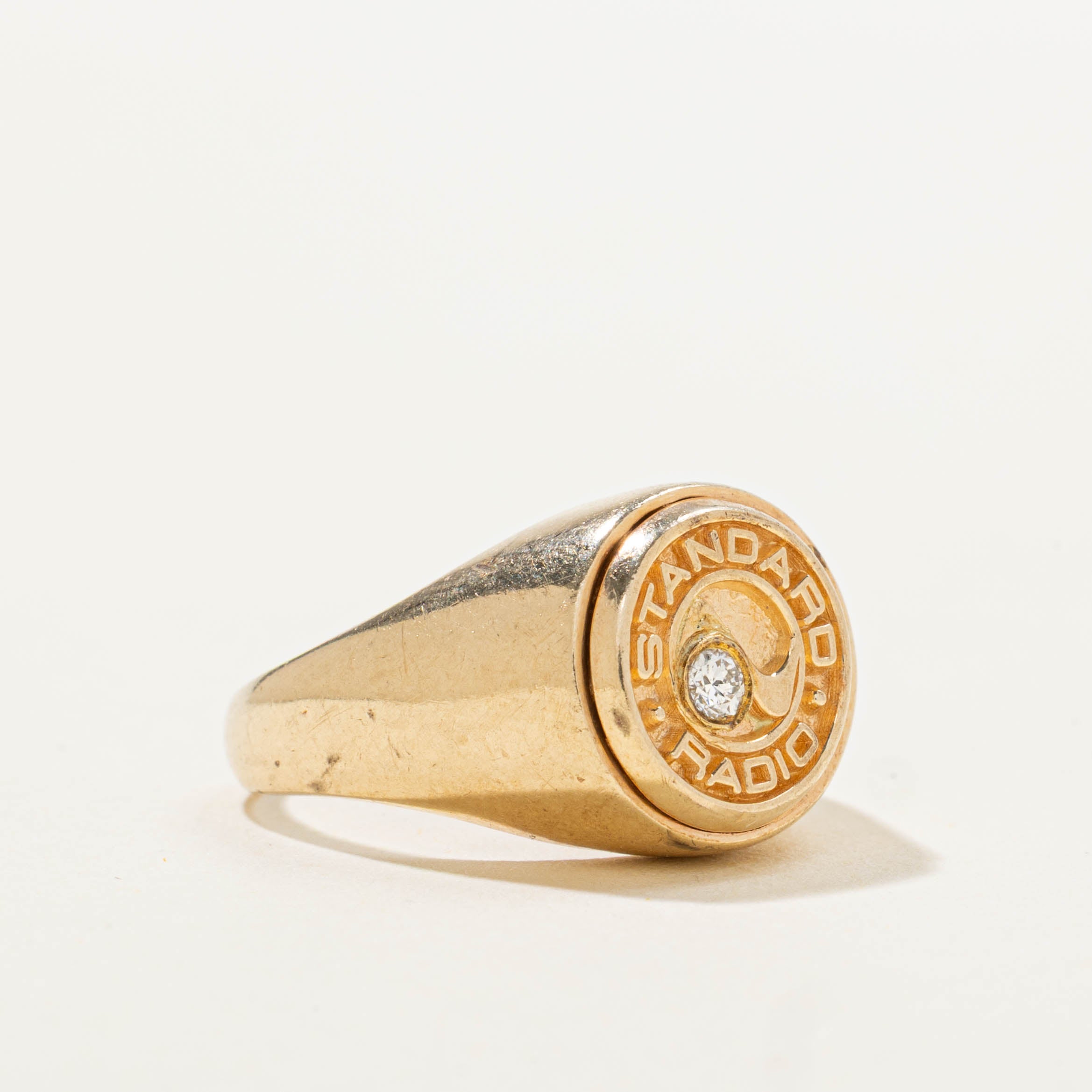 10k Diamond "Standard Radio" Signet Ring | SZ 4