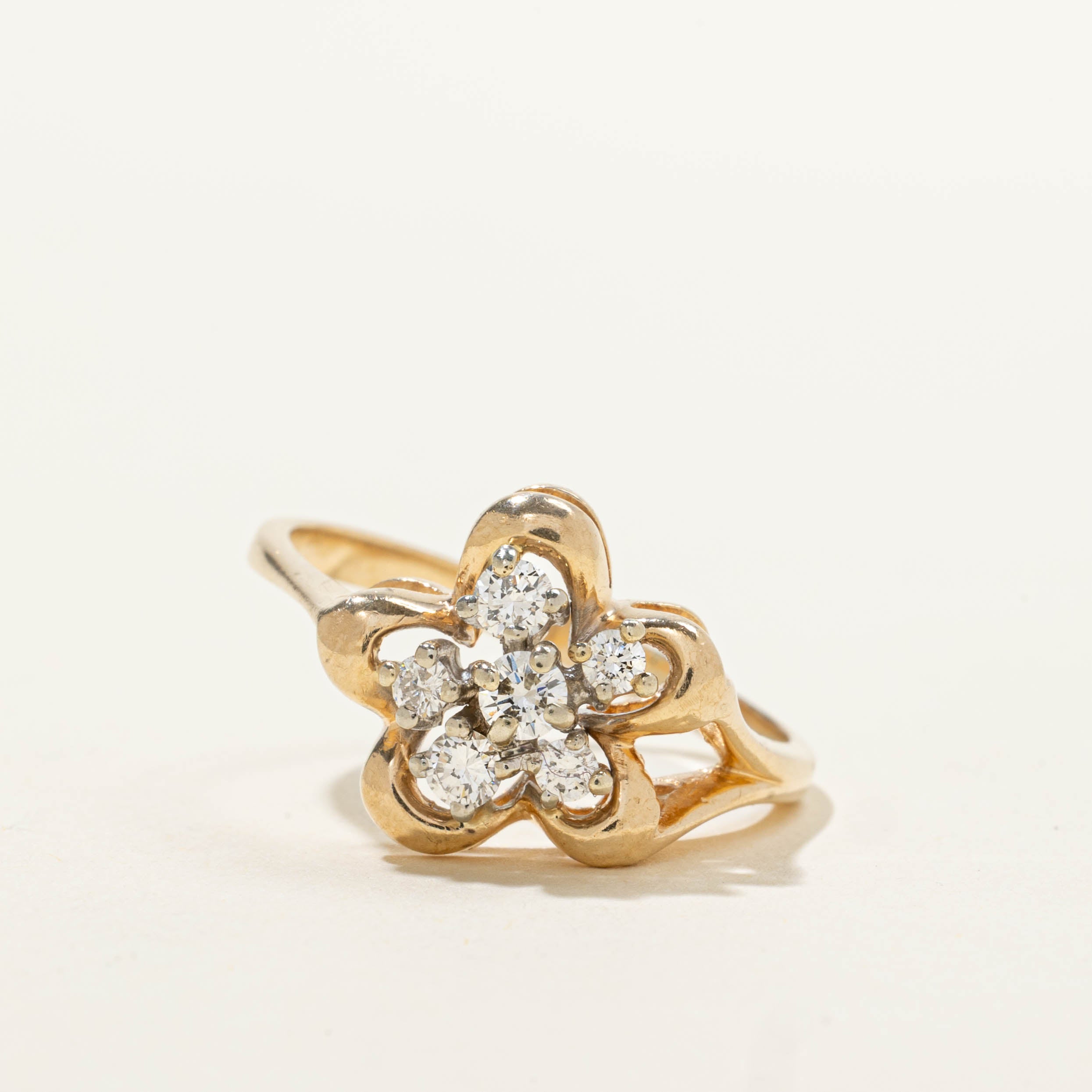 14k Diamond Floral Cluster Ring | 0.25ctw | SZ 9.5
