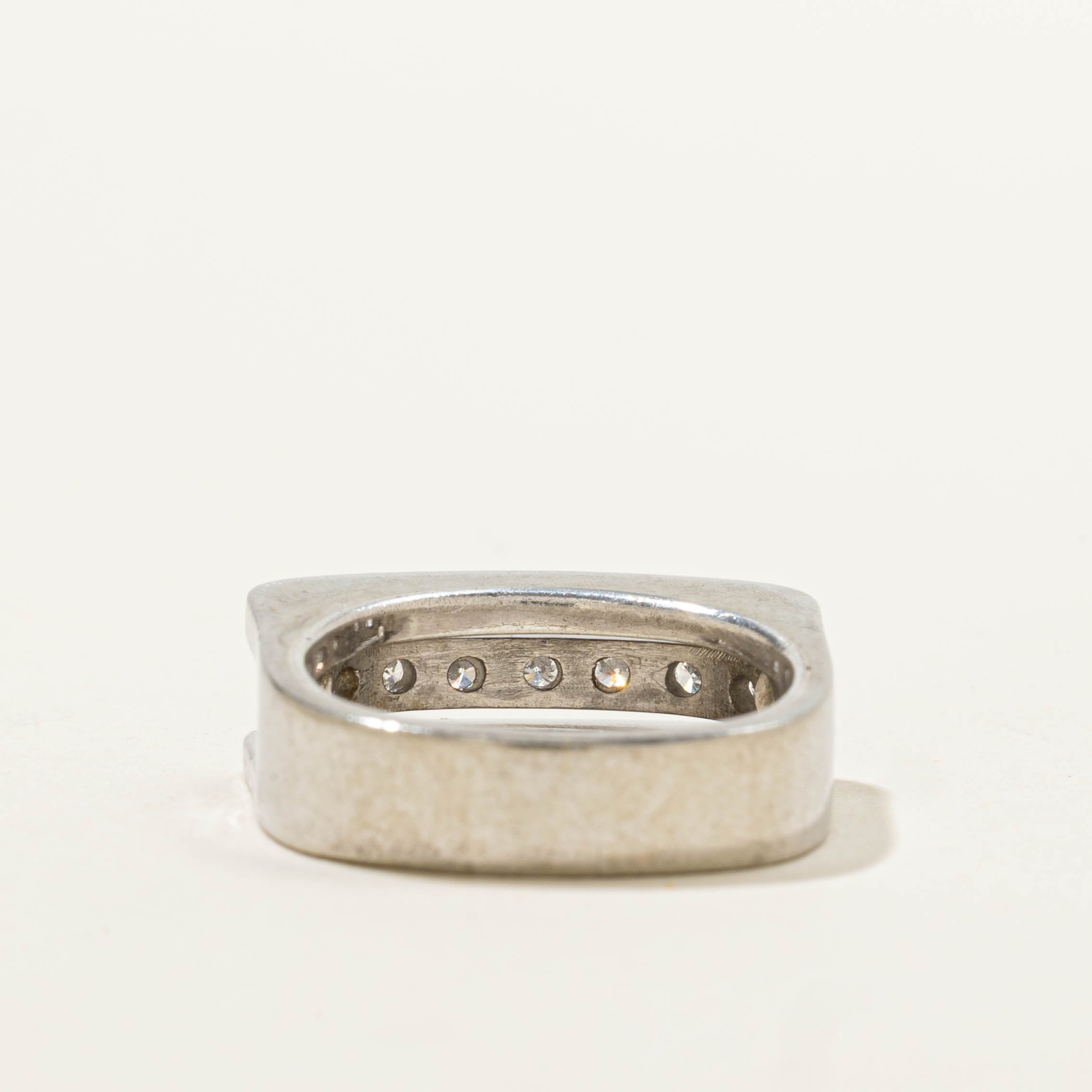 Seven Stone Recessed Diamond Soft Square Band | 0.14ctw | SZ 4.75