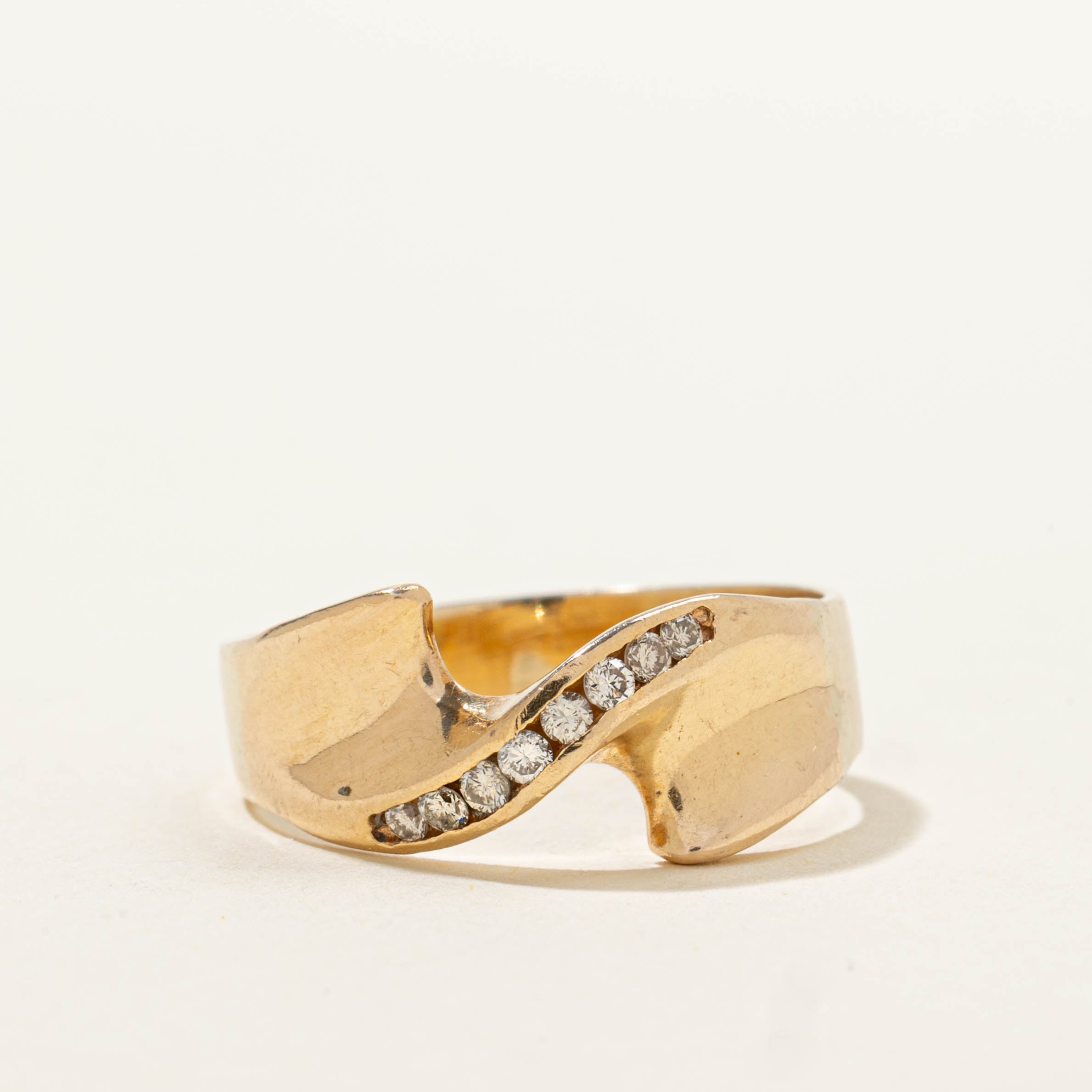 10k Channel Set Diamond Wave Design Ring | SZ 9