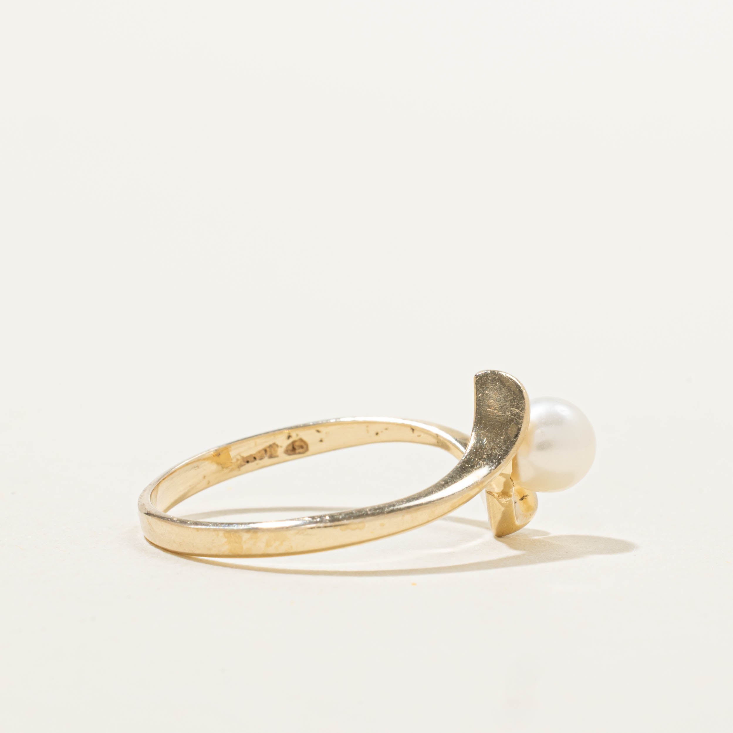 10k Pearl Bypass Ring | SZ 6.5