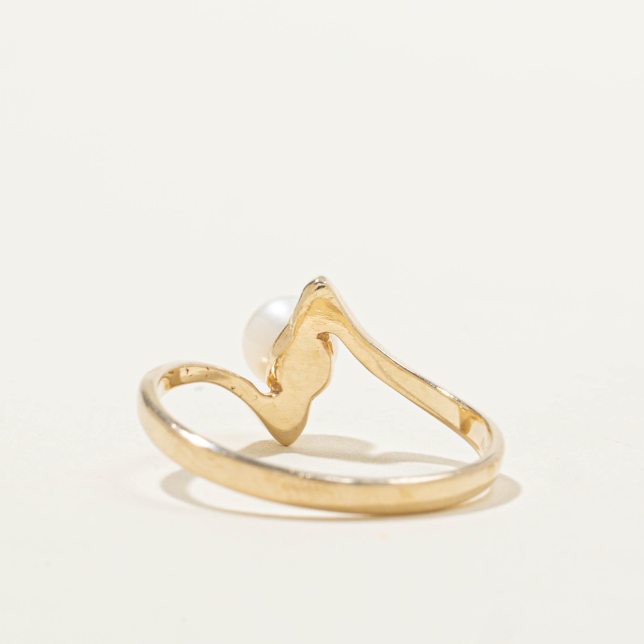 10k Pearl Bypass Ring | SZ 6.5
