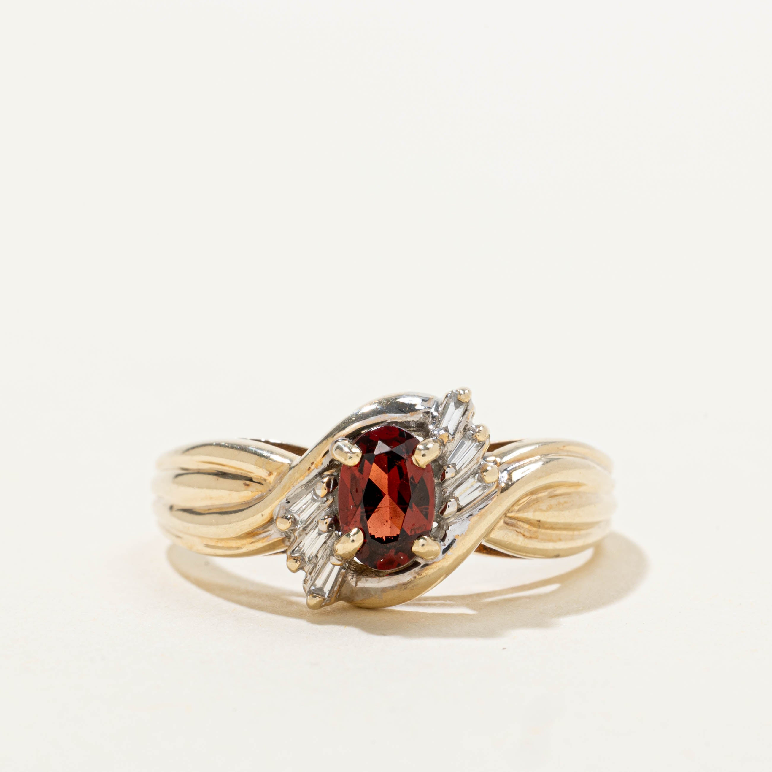 10k Garnet & Diamond Accented Grooved Ring | SZ 8