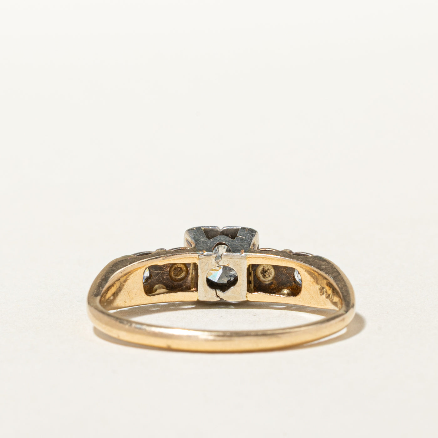 14k Illusion Set Diamond Textured Ring | 0.55ctw | SZ 8