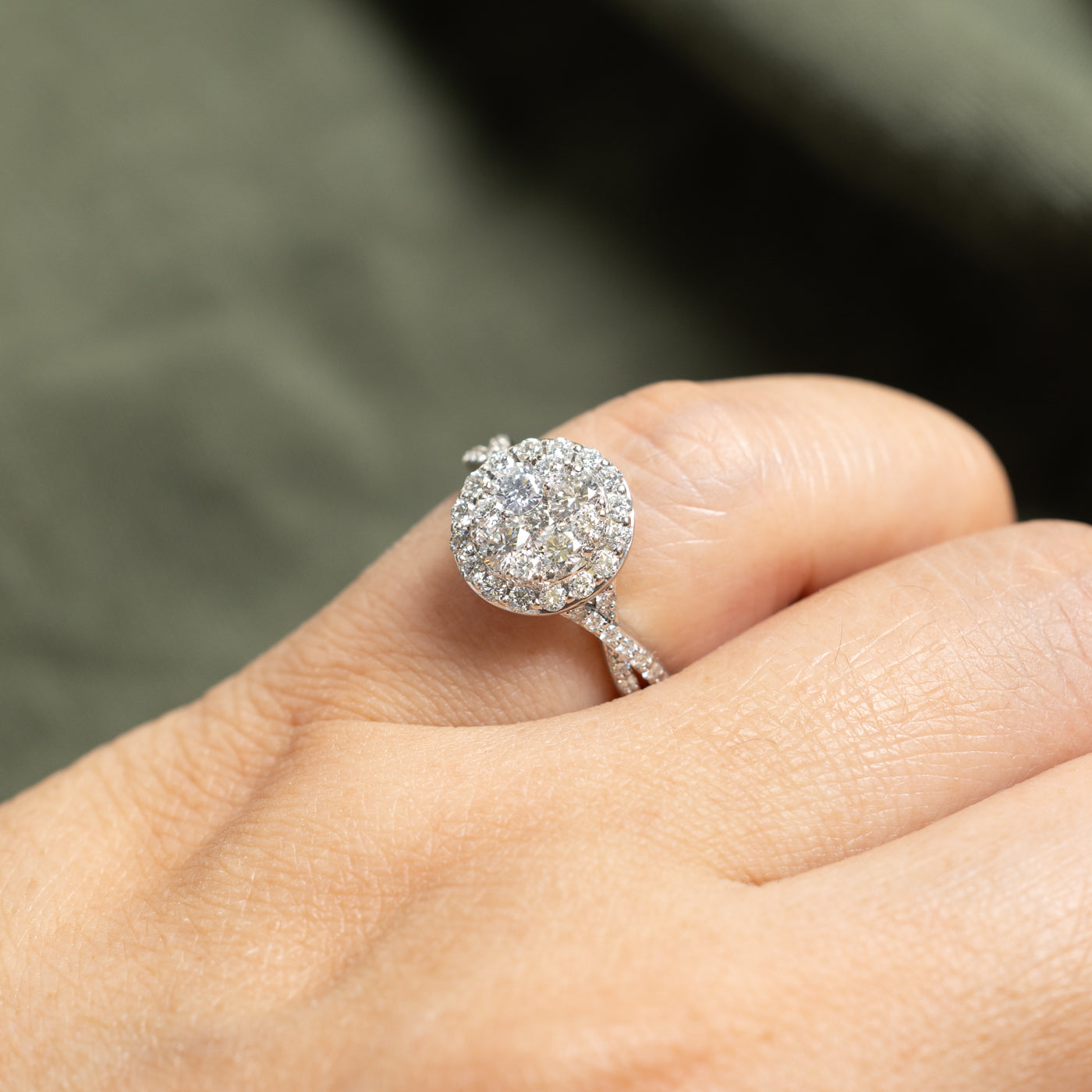 14k Pave Set Diamond Cluster Halo Twisted Ring | 1.20ctw | SZ 4.75