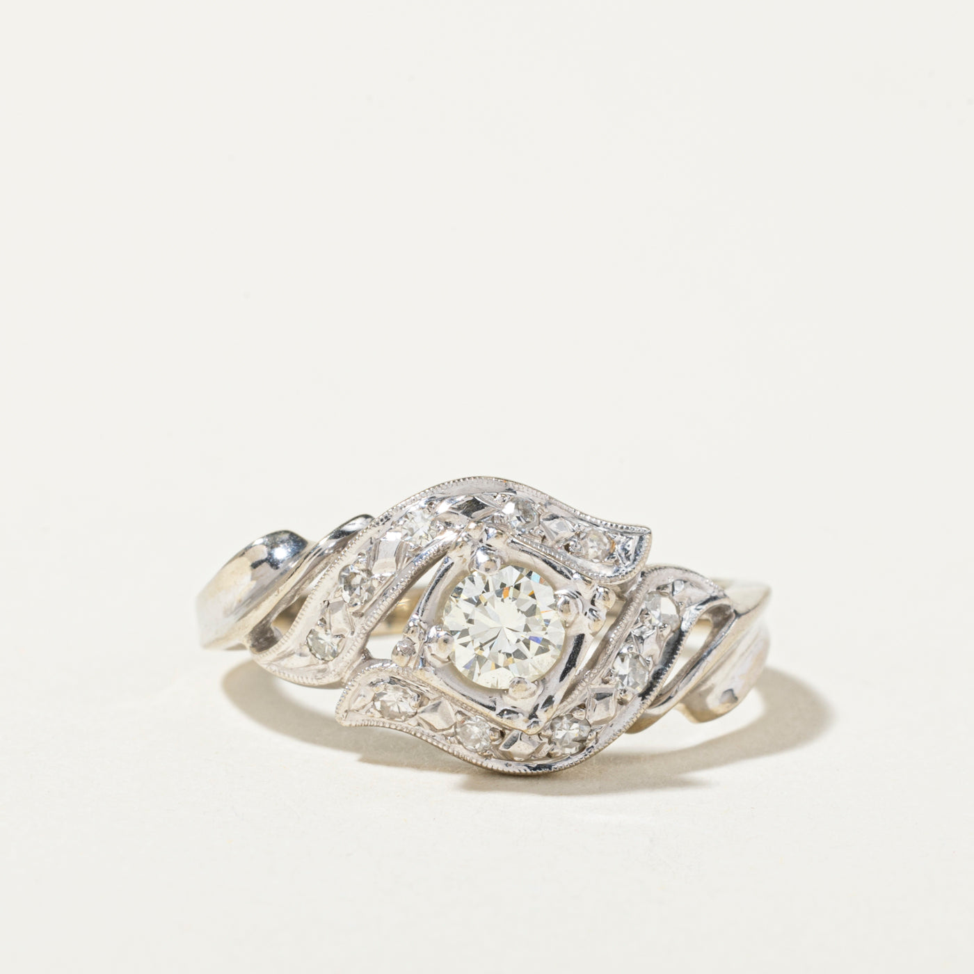 14k Diamond Accented Milgrain Ring | 0.30ct VVS2 I/J, 0.11ctw | SZ 8.75
