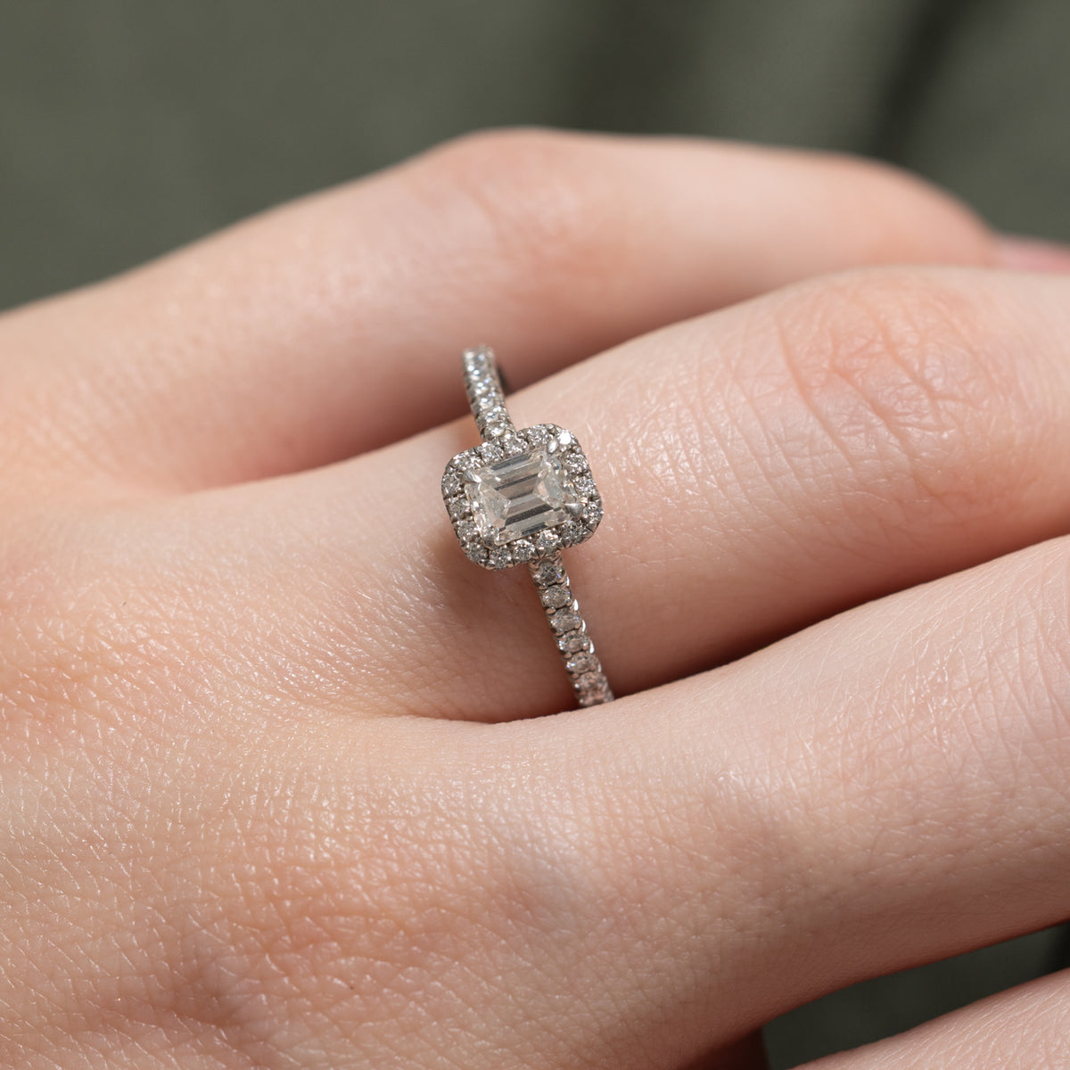 'Tiffany & Co.' Soleste Emerald-cut Halo Engagement Ring with a Diamond Platinum Band | 0.47ct VVS1 I Ex, 0.25ctw | SZ 4.75