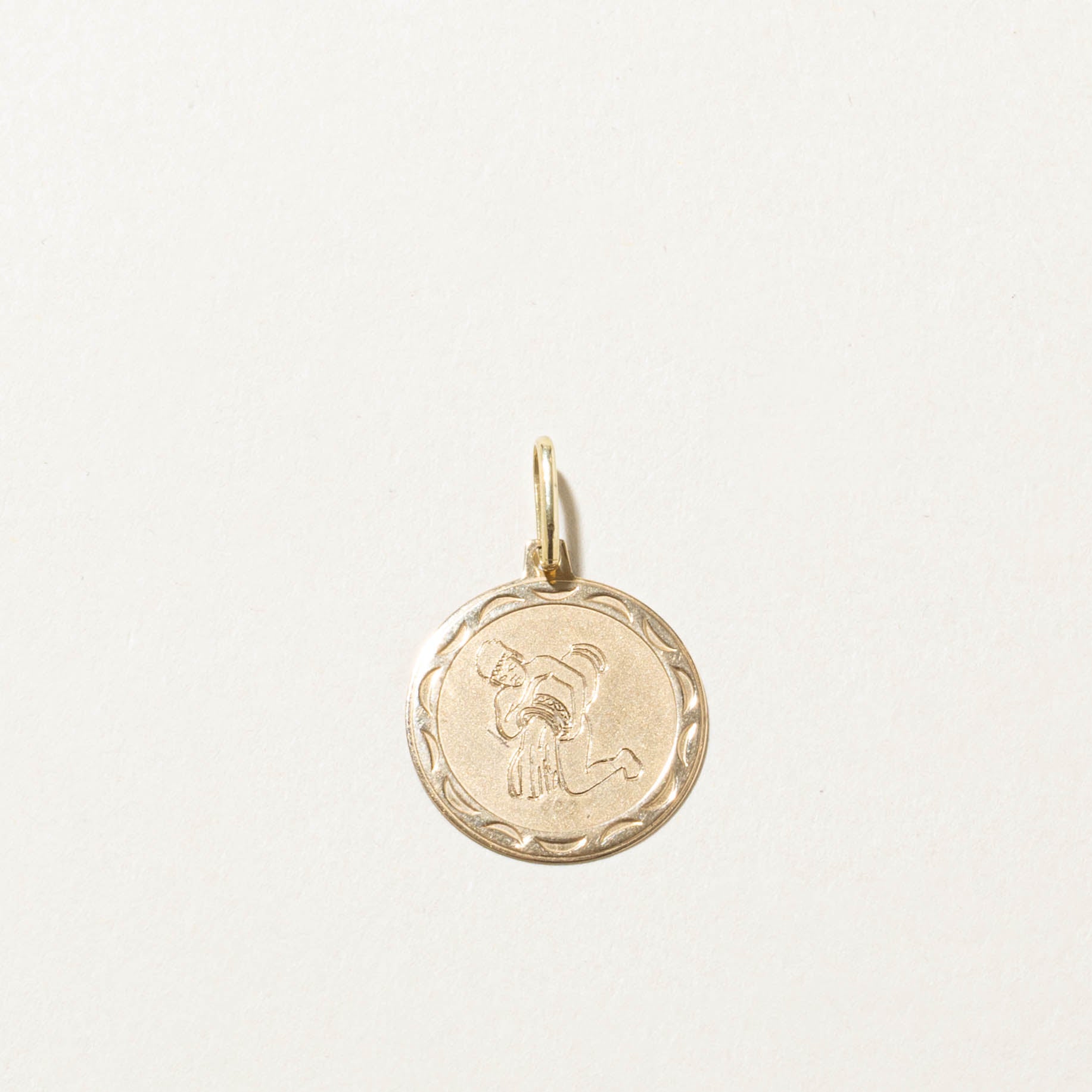 14k Aquarius Zodiac Pendant