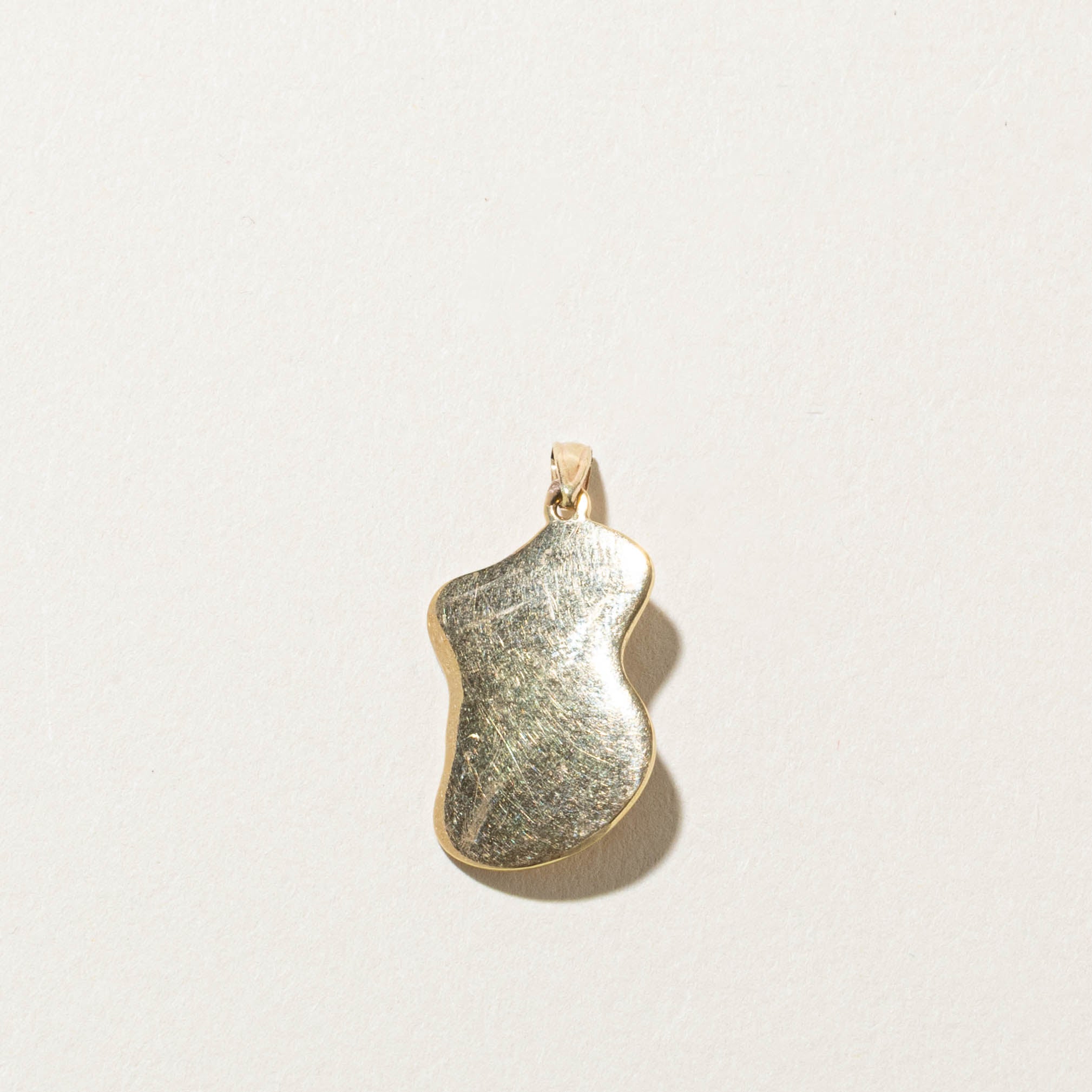 14k Aquarius Zodiac Pendant