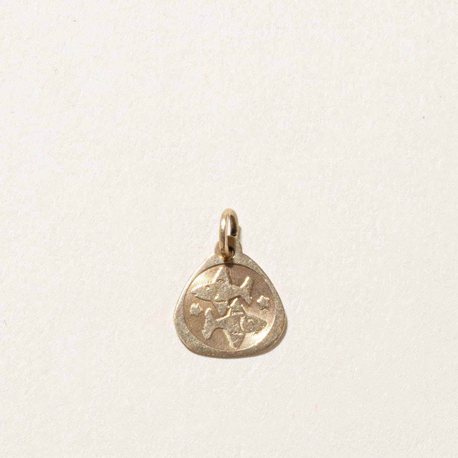 10k Pisces Zodiac Charm
