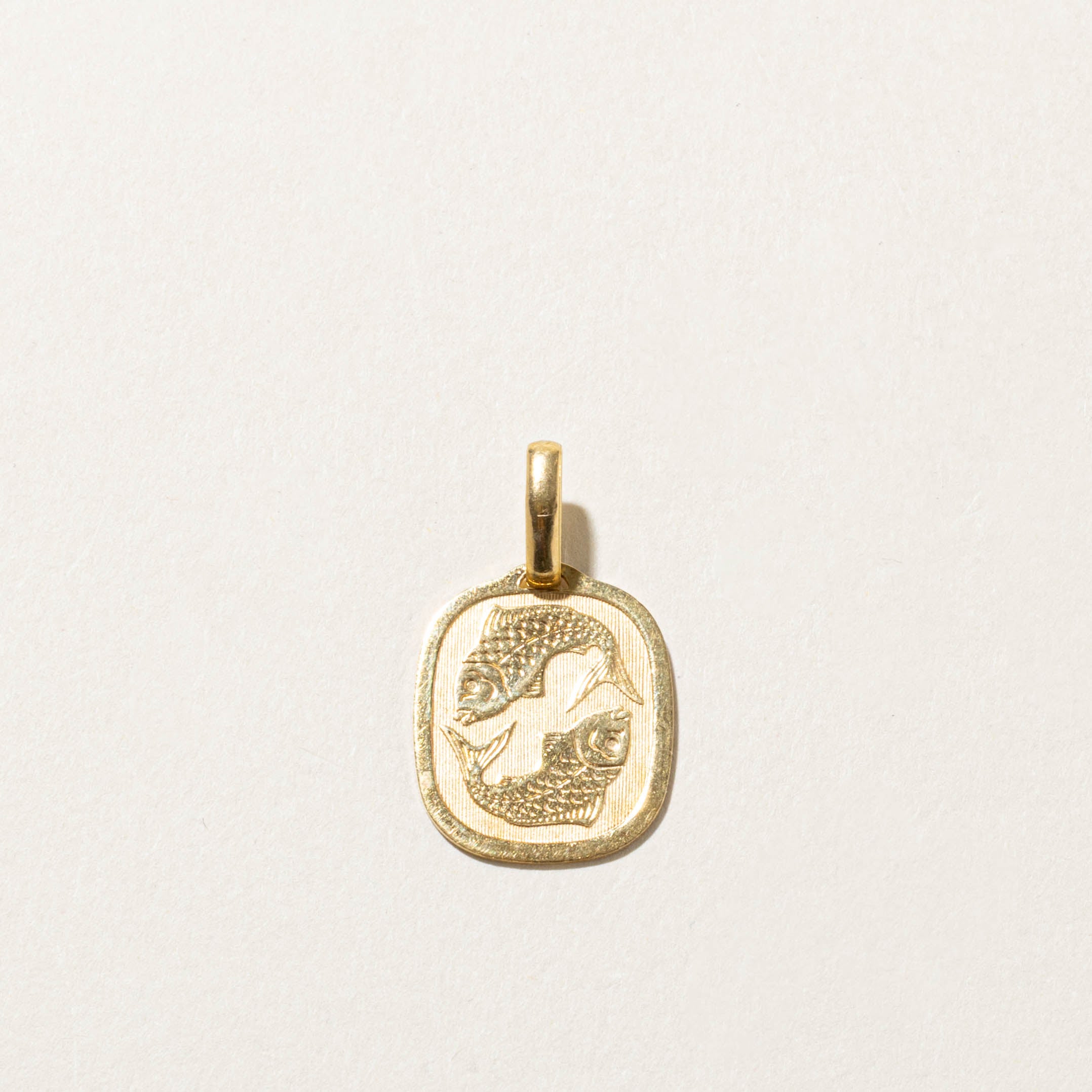 Italian Pisces Zodiac 18k Pendant