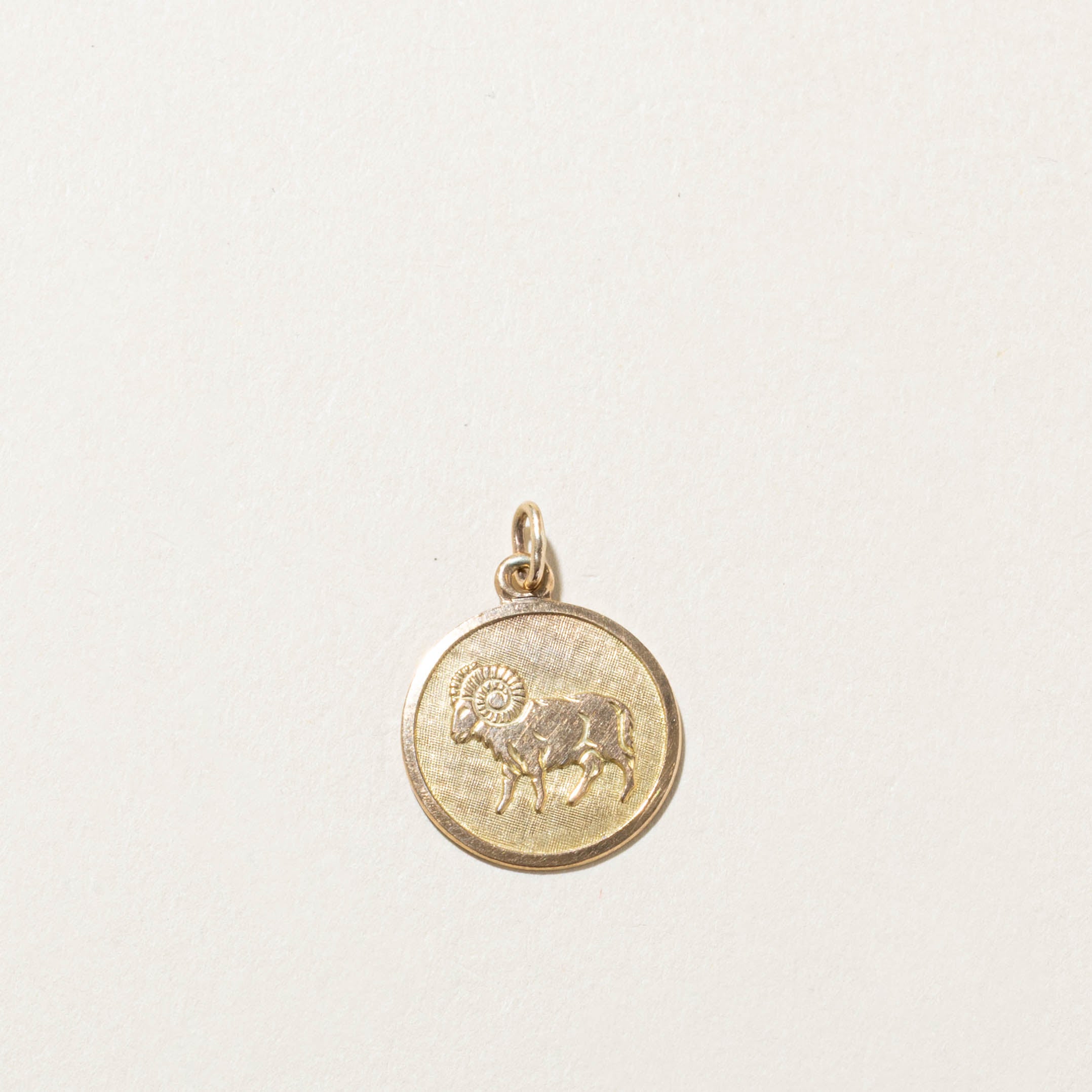 8k Aries Zodiac Pendant