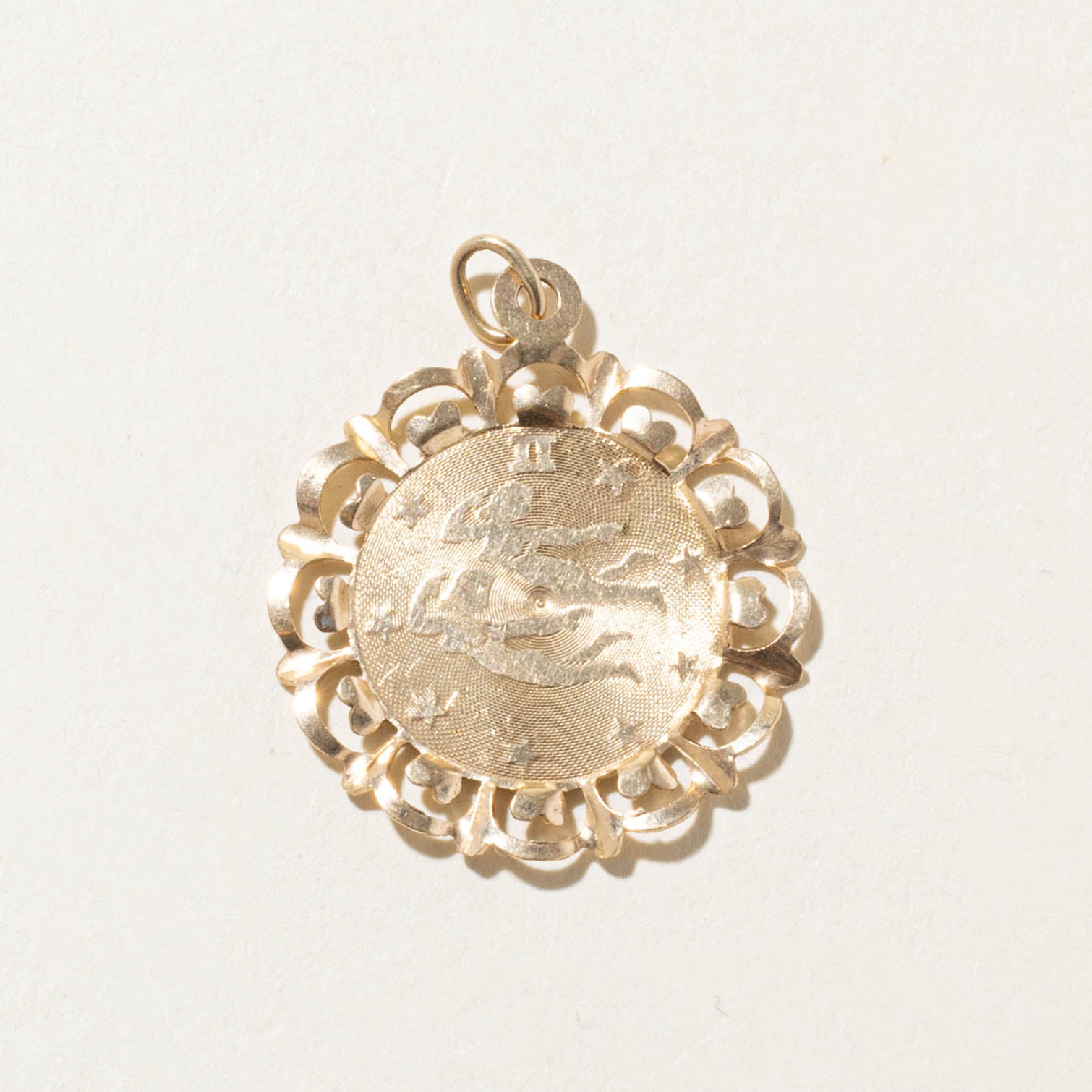 10k Gemini Zodiac Pendant