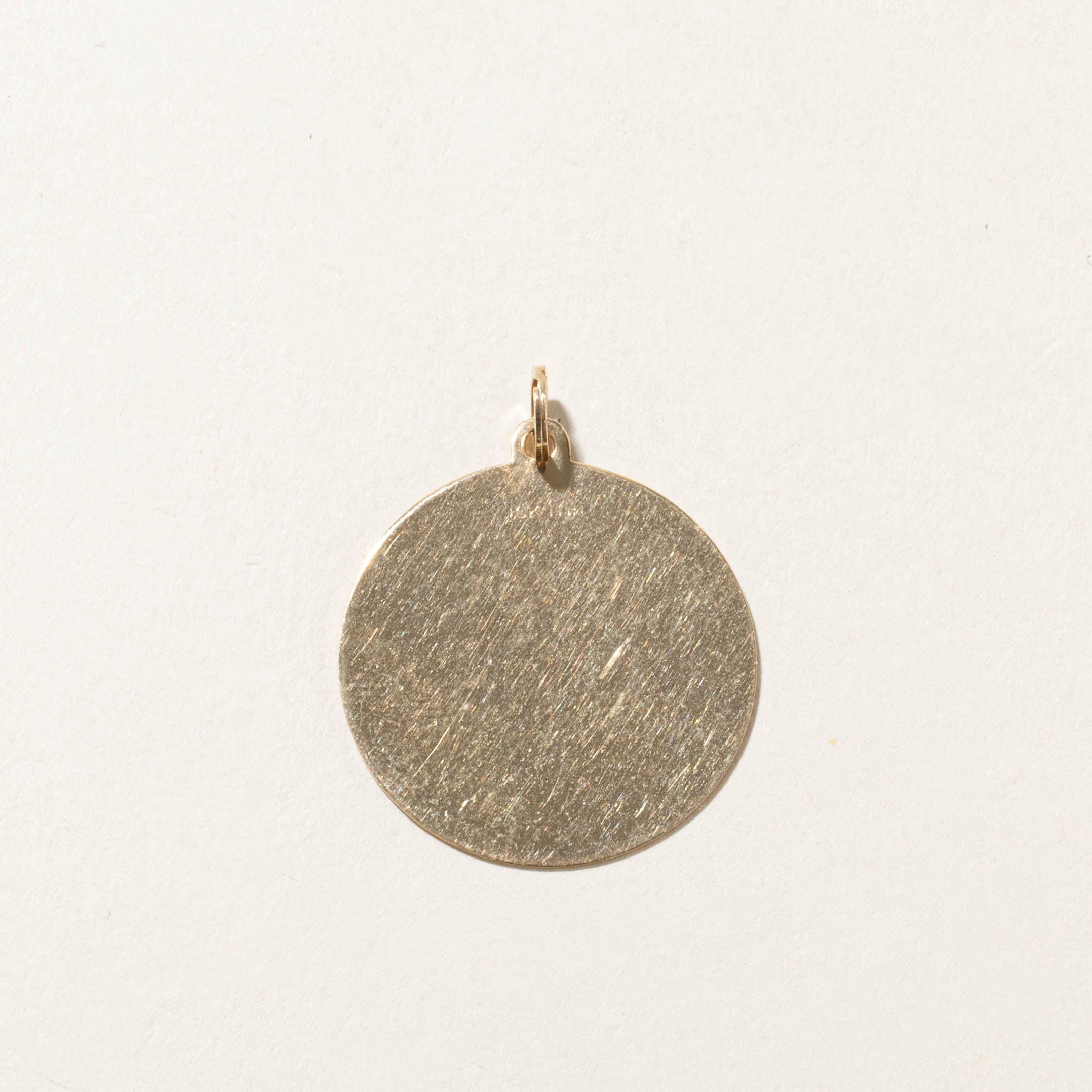 10k Leo Zodiac Pendant