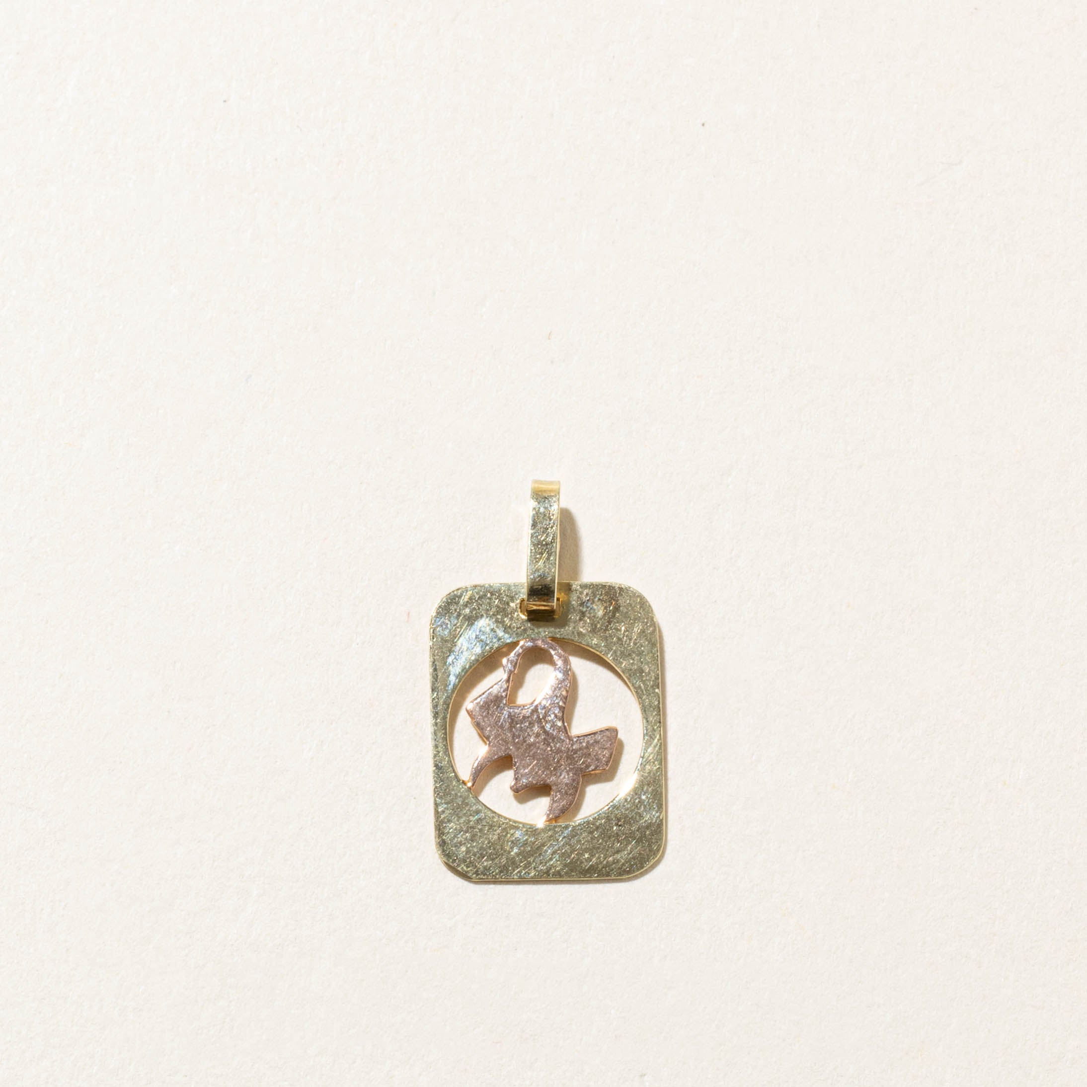 10k Scorpio Zodiac Charm