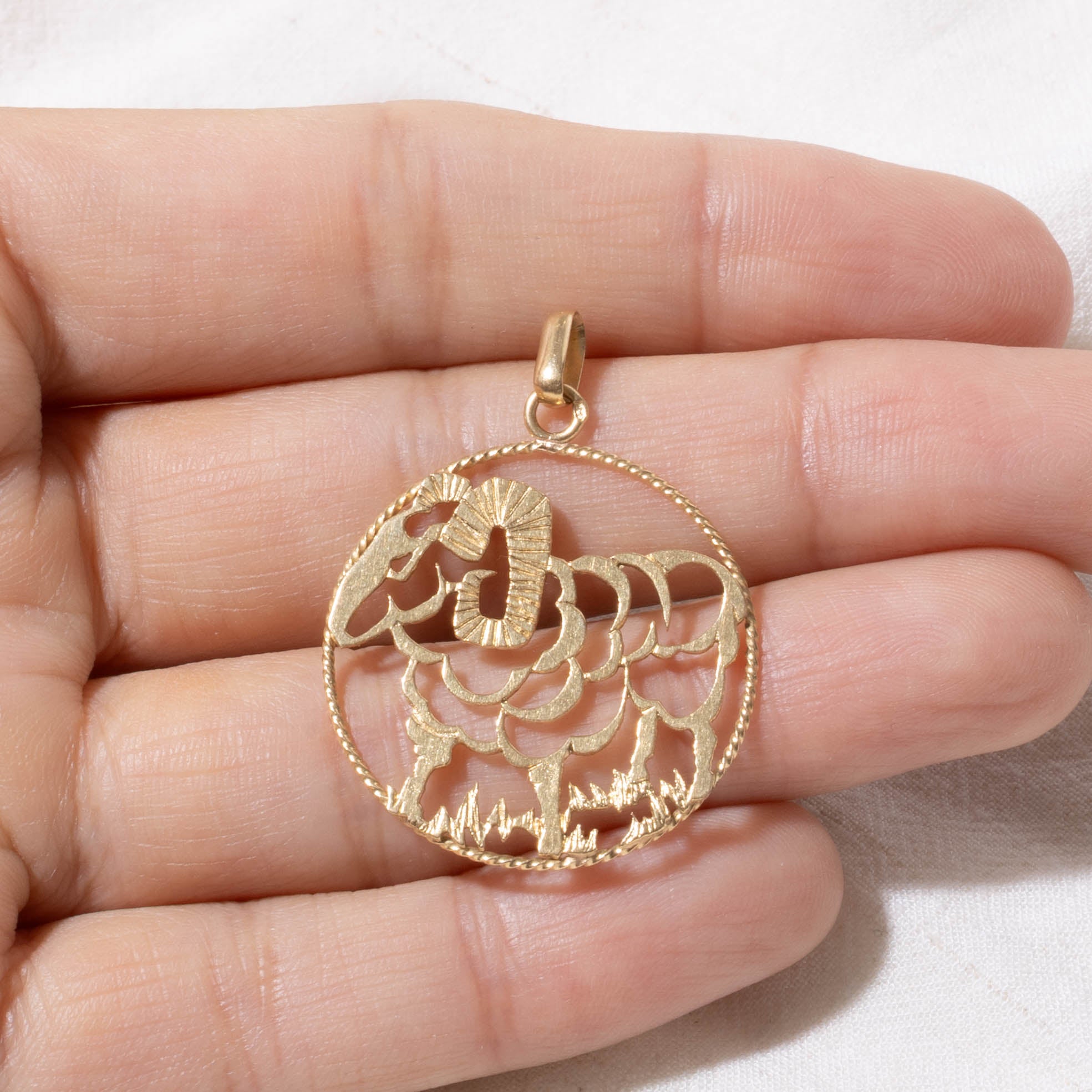18k Aries Zodiac Pendant