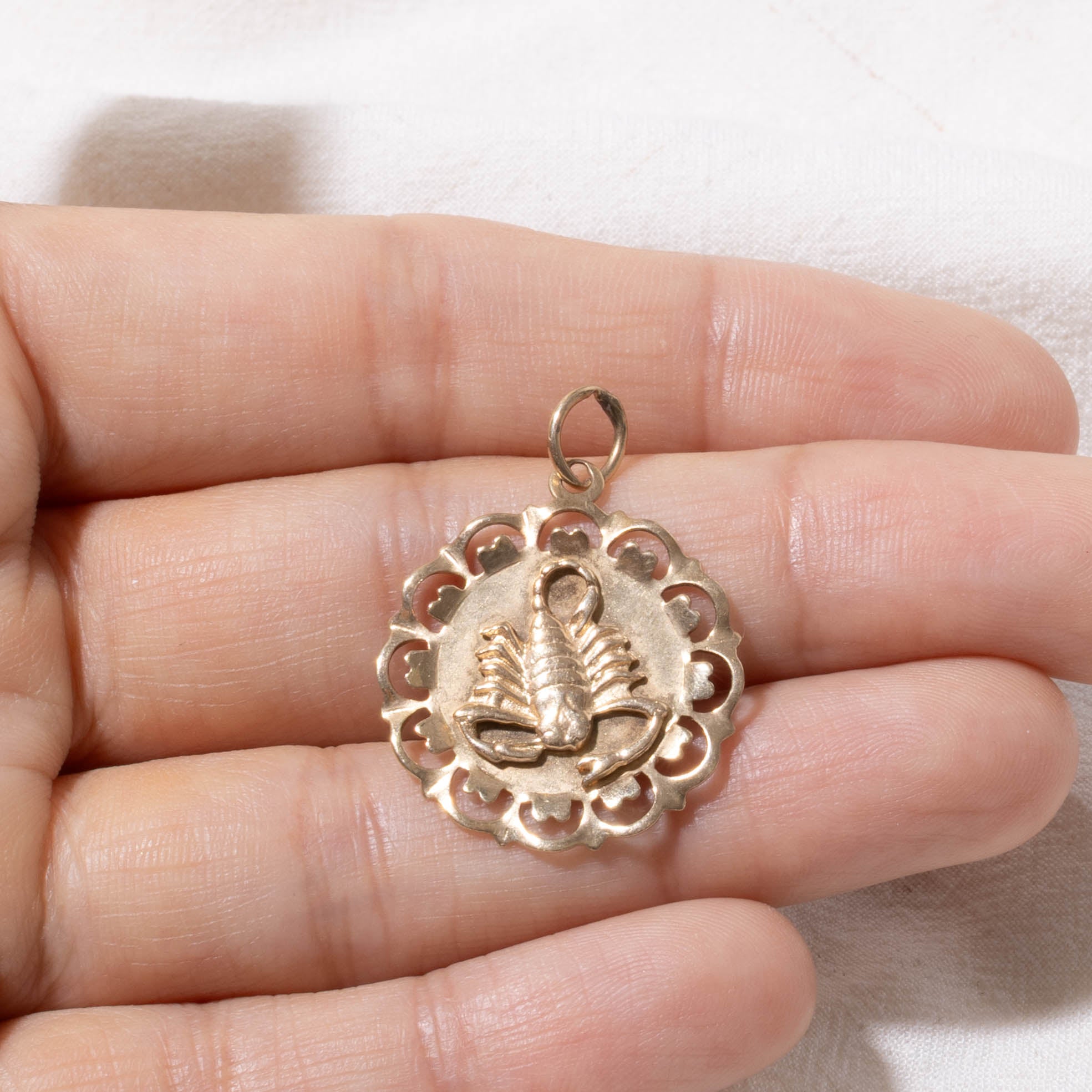 10k Scorpio Zodiac Pendant