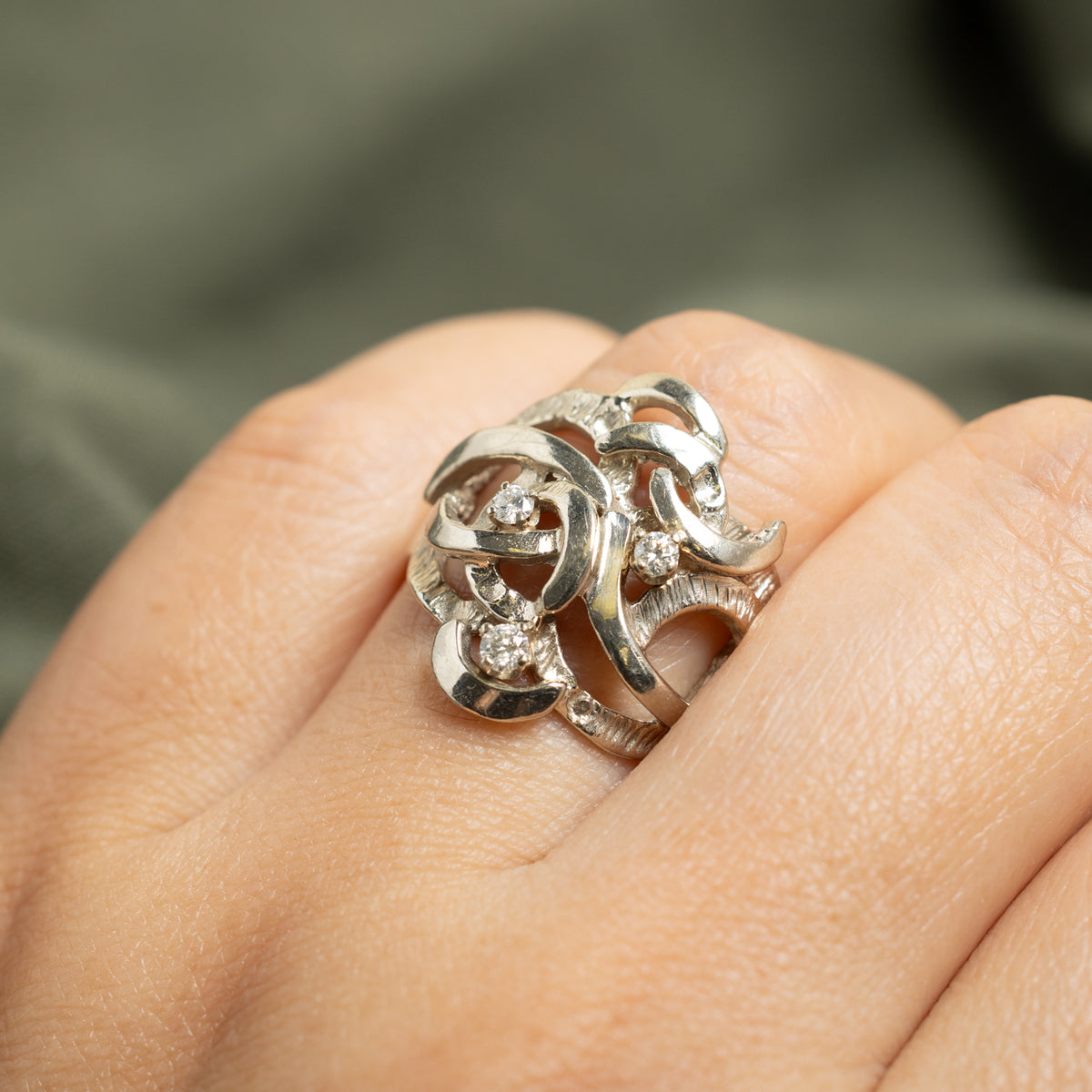 14k Scattered Diamond Scrollwork & Openwork Cocktail Ring | 0.14ctw | SZ 9