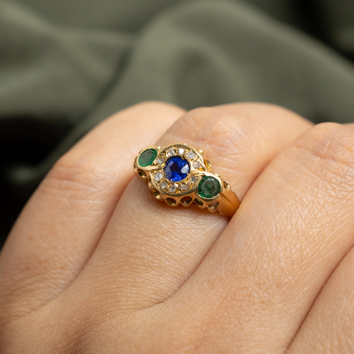 18k Emerald, Diamond & Pearl Halo Openwork Ring | 0.29ctw, 0.13ctw | SZ 6.75