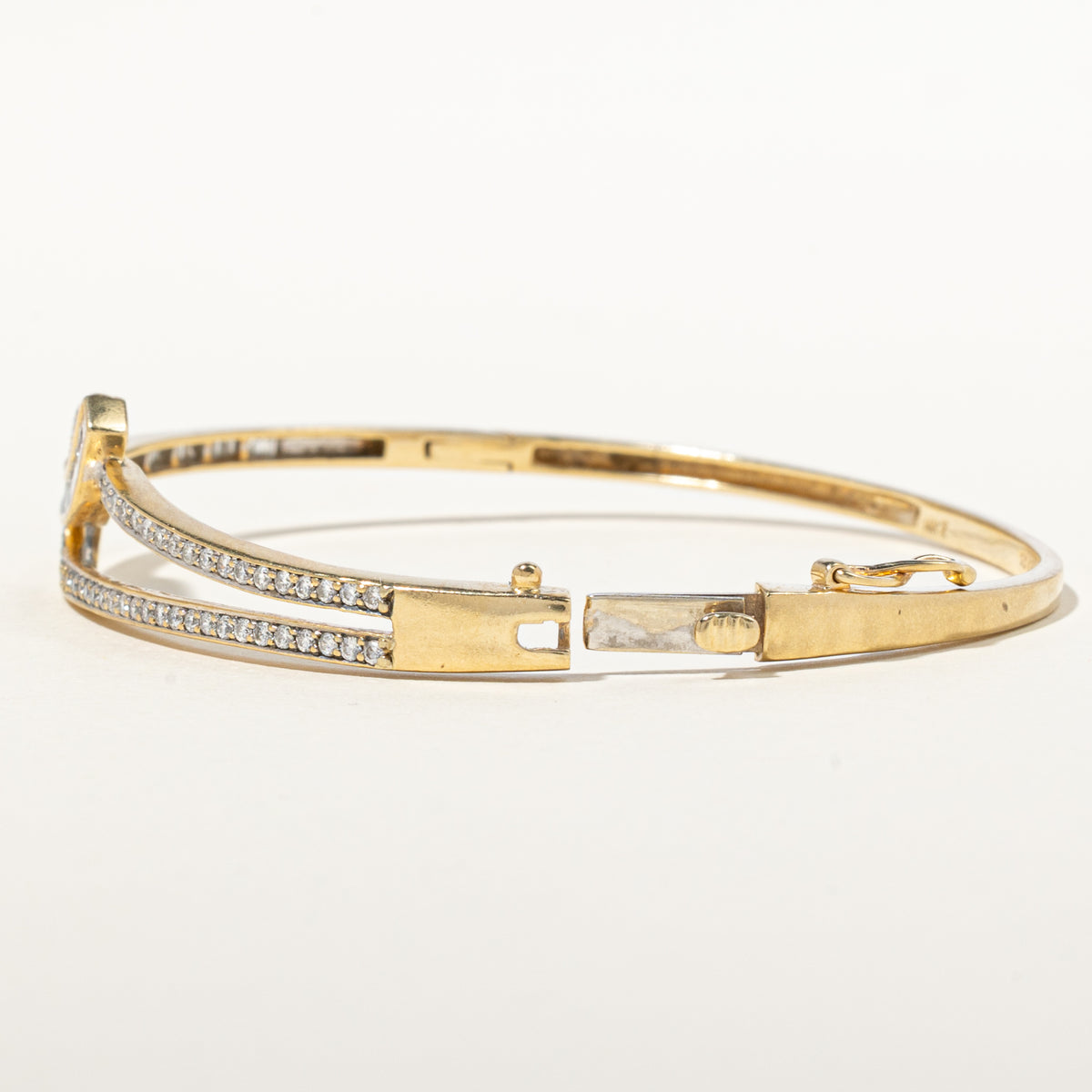 14k Multi Row Mixed Cut Diamond Looped Bangle | 1.03ctw | 2.25"