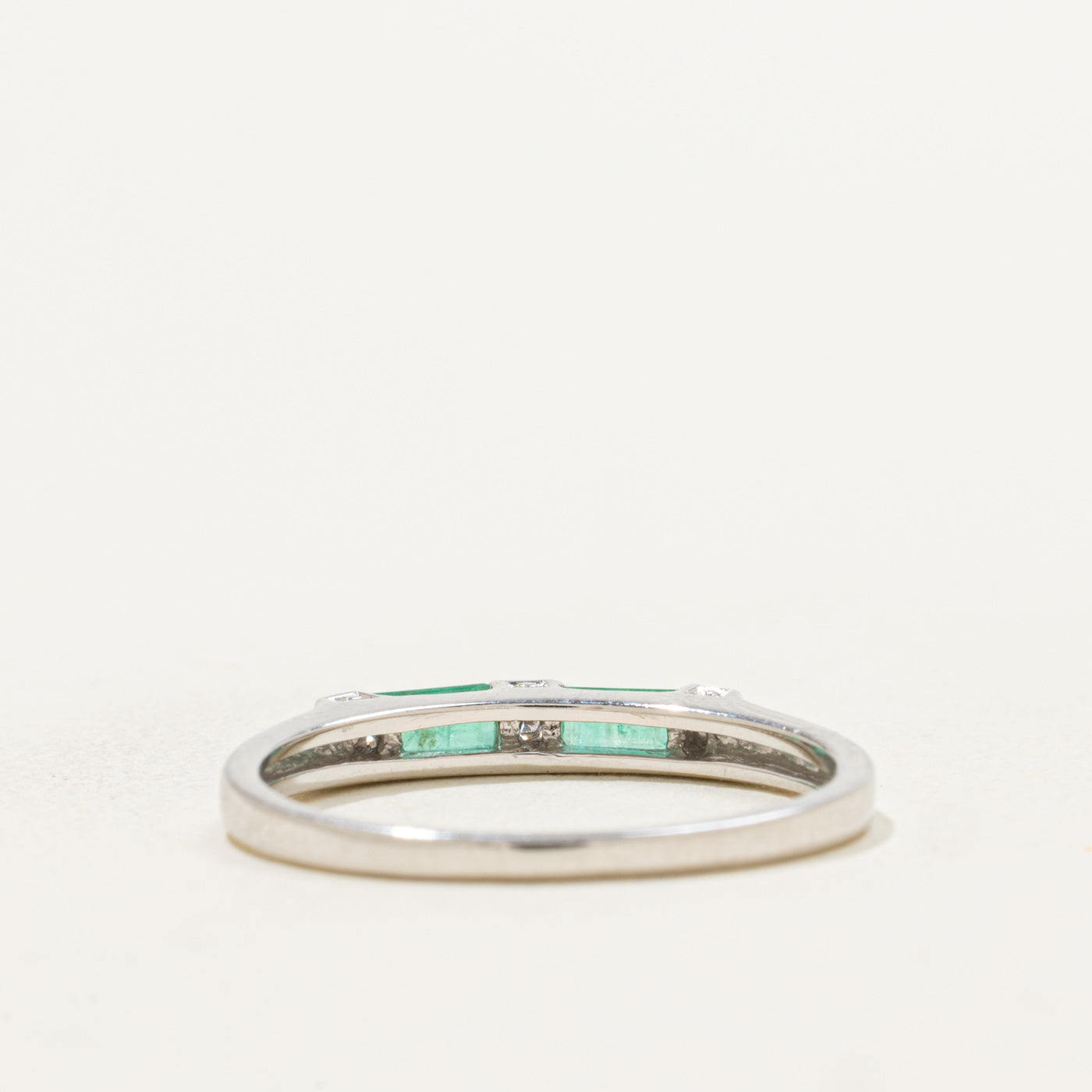 14k White Gold Baguette Emerald & Diamond Band | 0.20ct, 0.015ctw | SZ 6.75