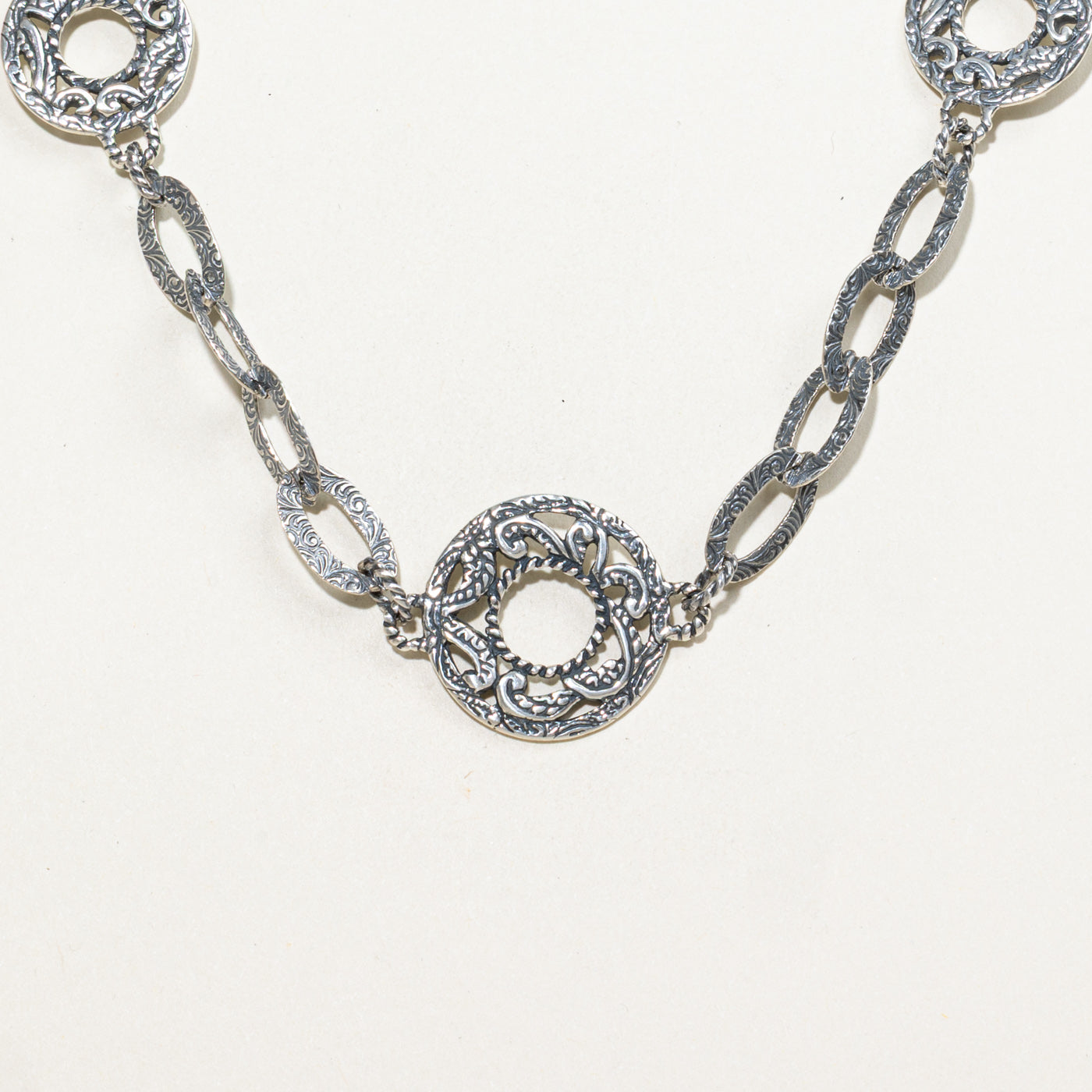 Sterling Silver Scollwork Engraved Disc Necklace | 20"