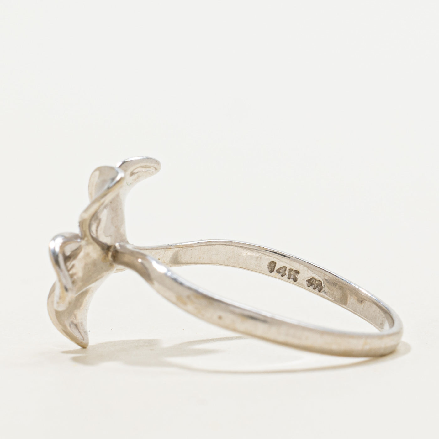14k White Gold Flower Ring | SZ 7