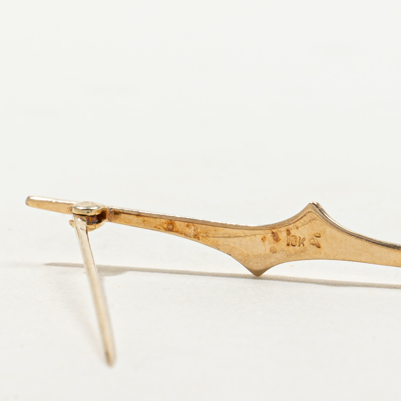 10k Yellow Gold Abstract Bar Brooch
