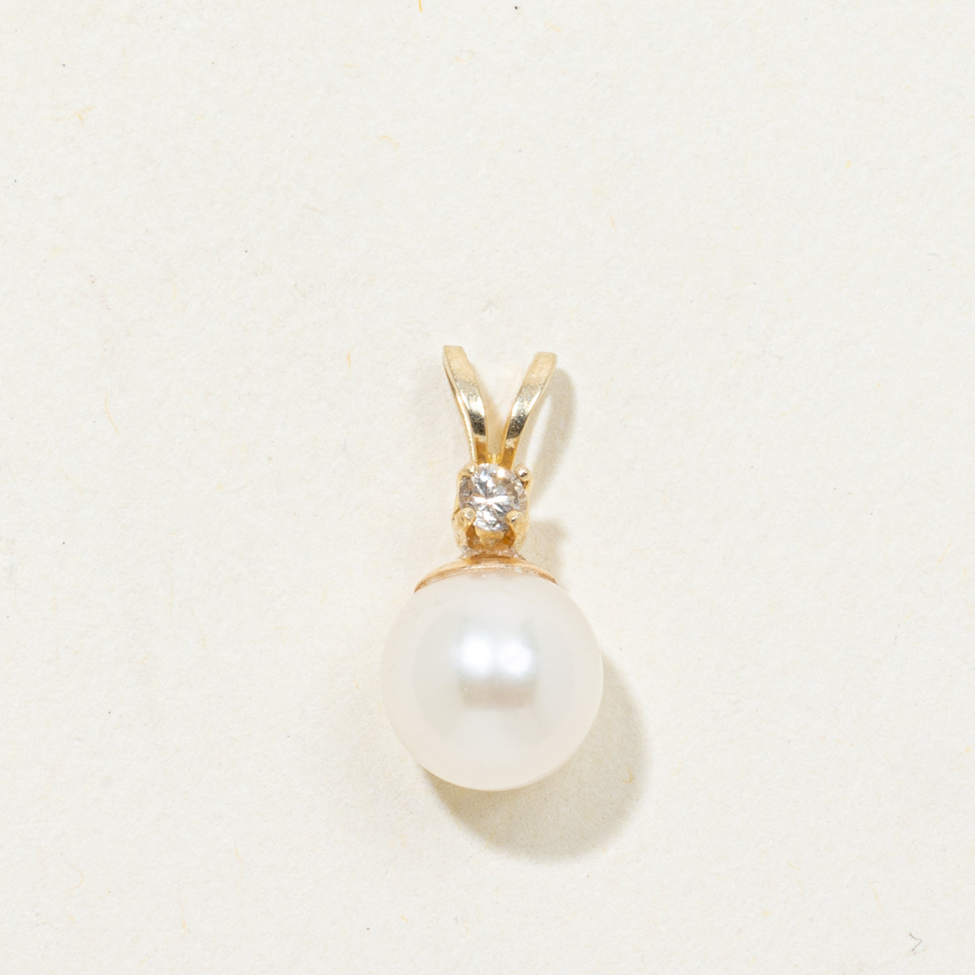Pearl & Diamond Accented Pendant | 0.04ct