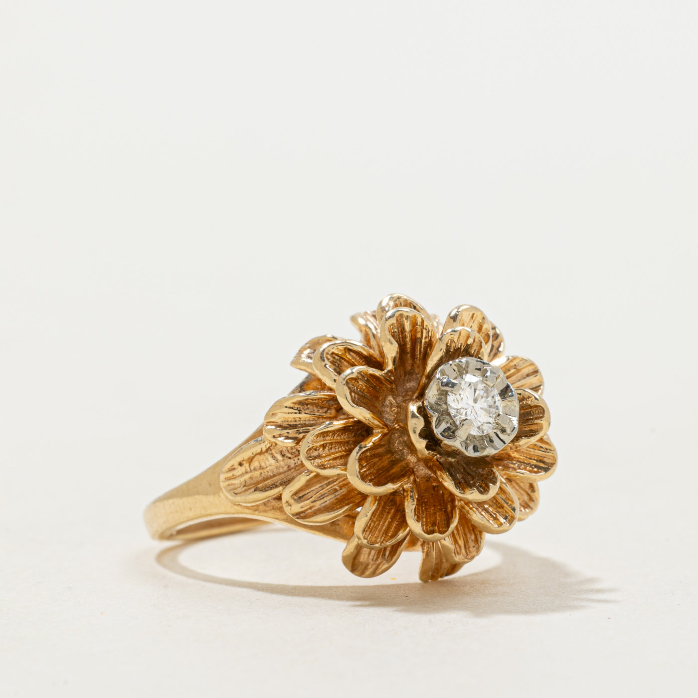 Diamond Textured Flower Cocktail Ring | 0.10ct | SZ 4.75