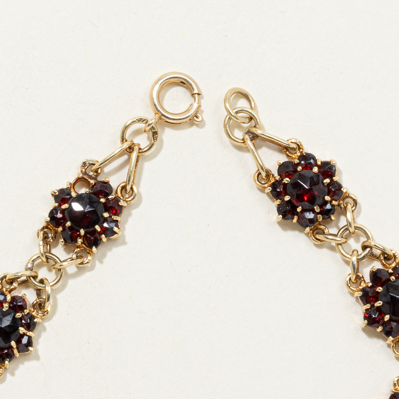 Garnet Floral Cluster Gemstone Bracelet | 8.40ctw | 7.25"