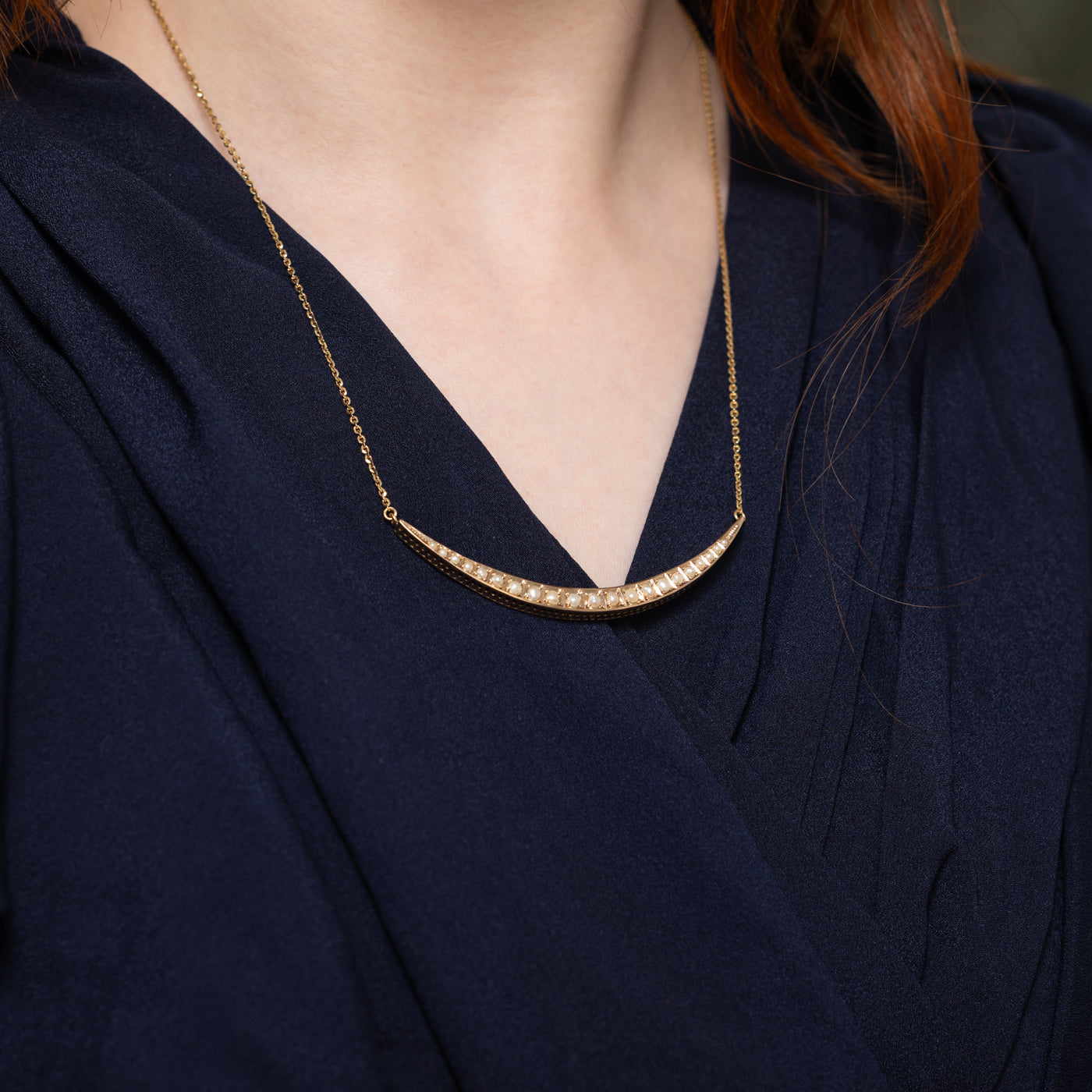 Seed Pearl Scoop Pendant Necklace | 20"