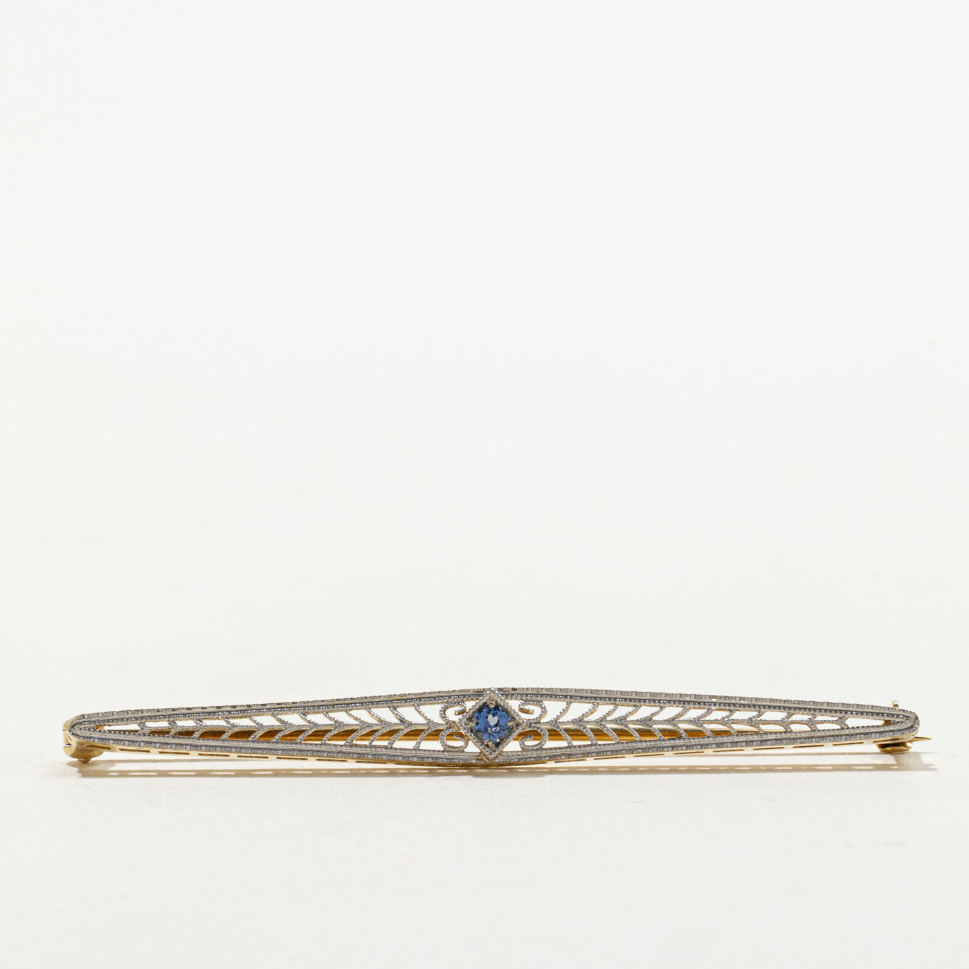 Early Art Deco Sapphire Filigree Brooch | 0.05ct